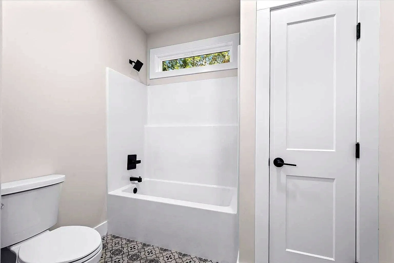 407 Dawnville Road 35.jpg