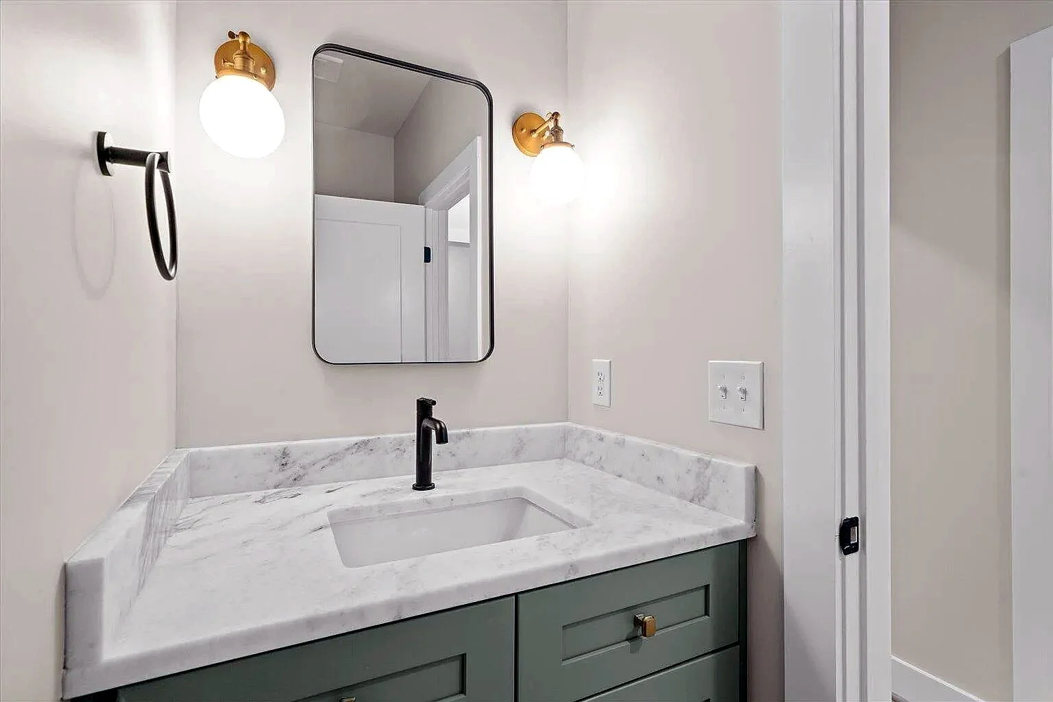 407 Dawnville Road 27.jpg