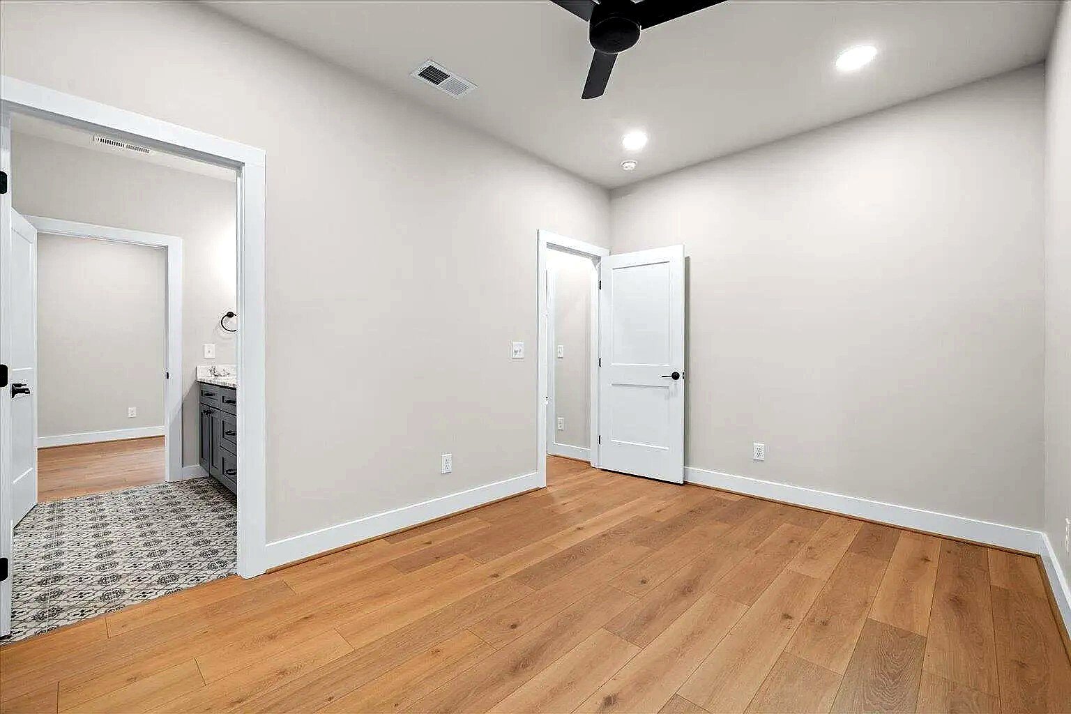 407 Dawnville Road 31.jpg