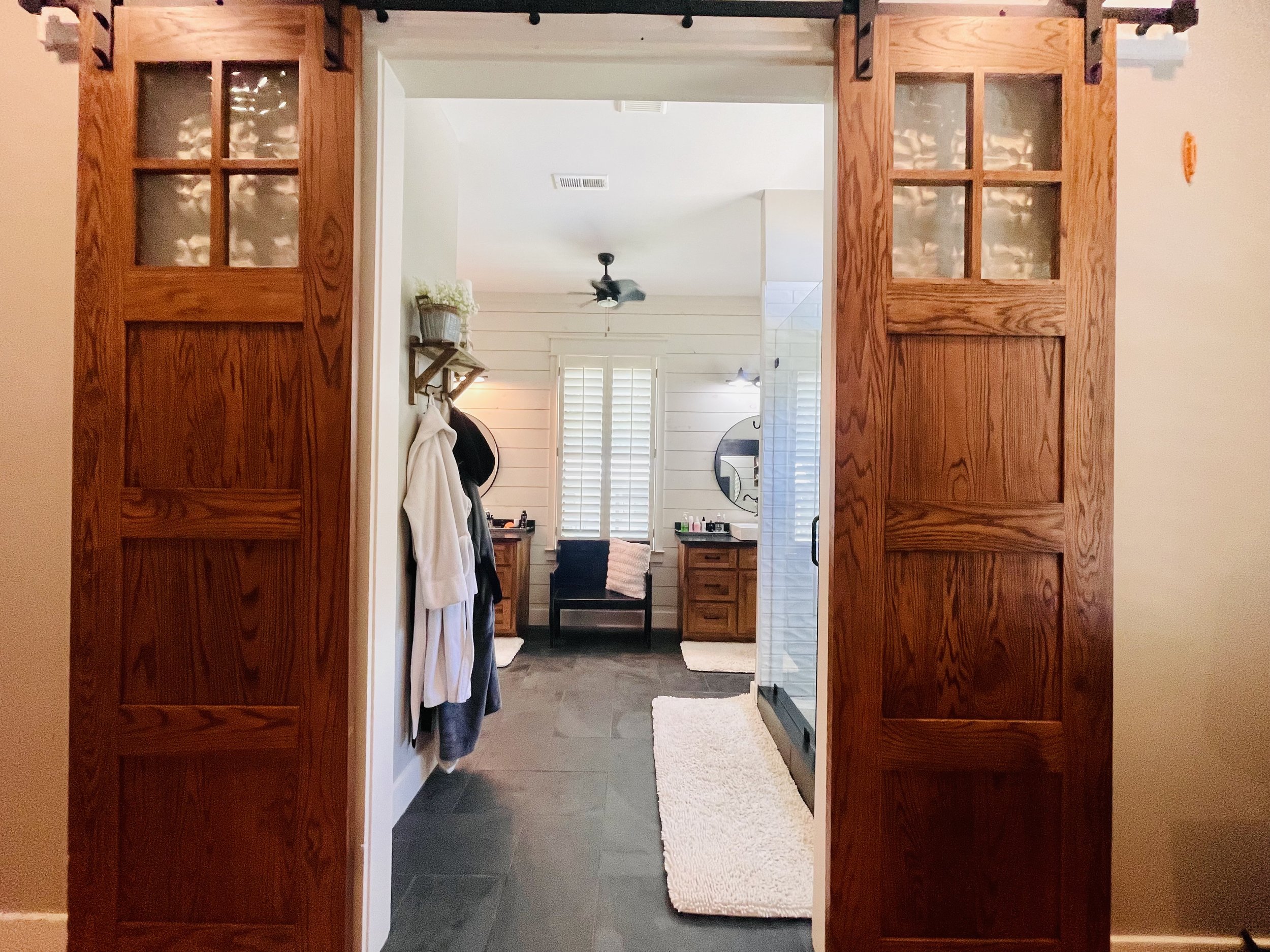 Master Bath 1.jpg