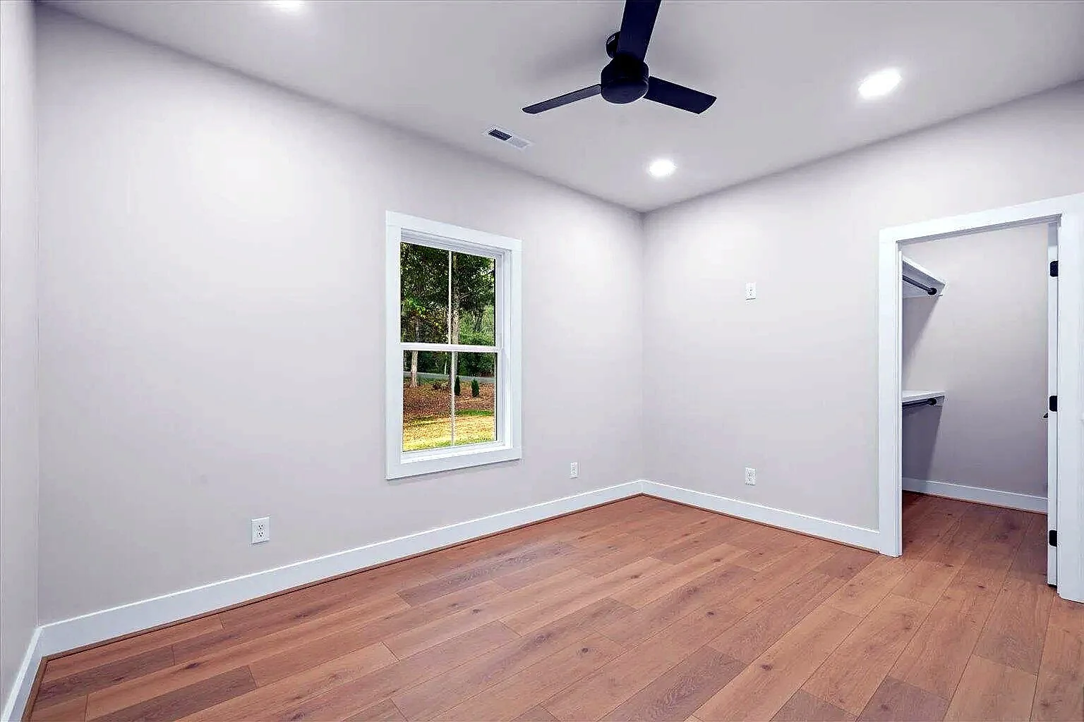 407 Dawnville Road 28.jpg
