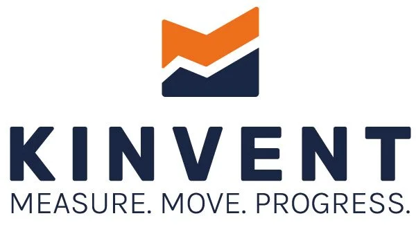 Logotipo con una forma geométrica en naranja y azul y las palabras 'KINVENT' en letras grandes y 'Measure. Move. Progress.' debajo.