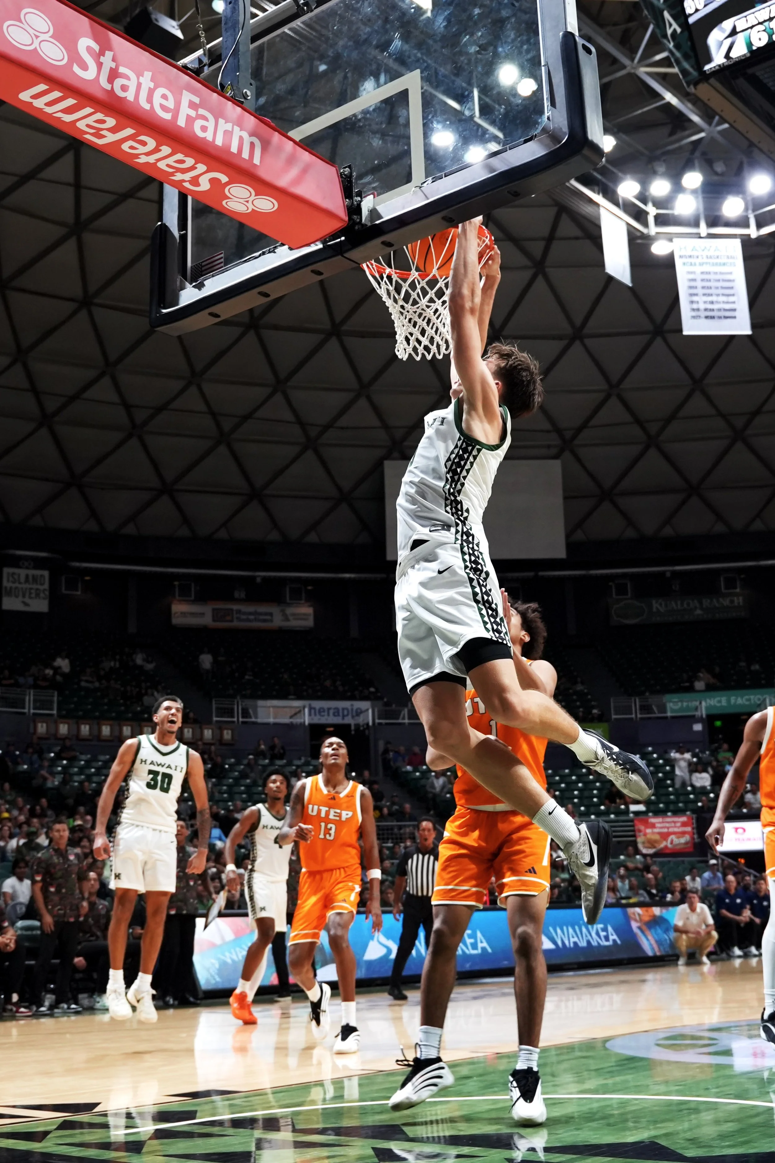 12.13Ball_12.jpg