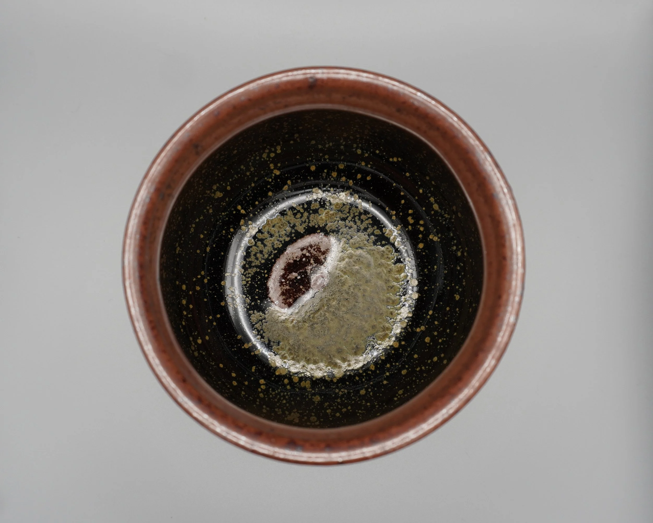 Tenmoku Amber Stars Vase 1 (23) 7.JPG