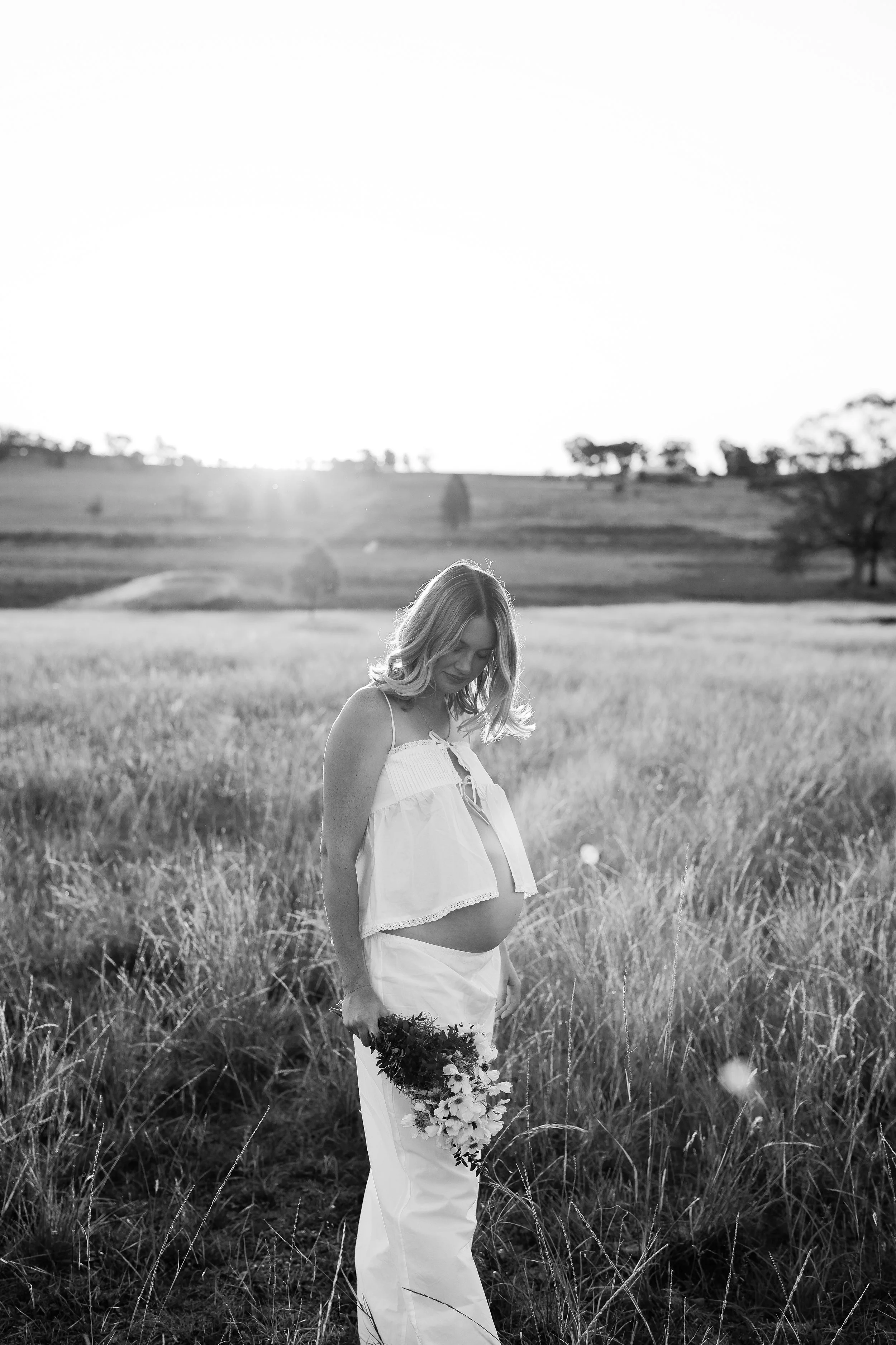 Bronte Dooley Photography Dubbo_Maternity Photoshoot (58).jpg