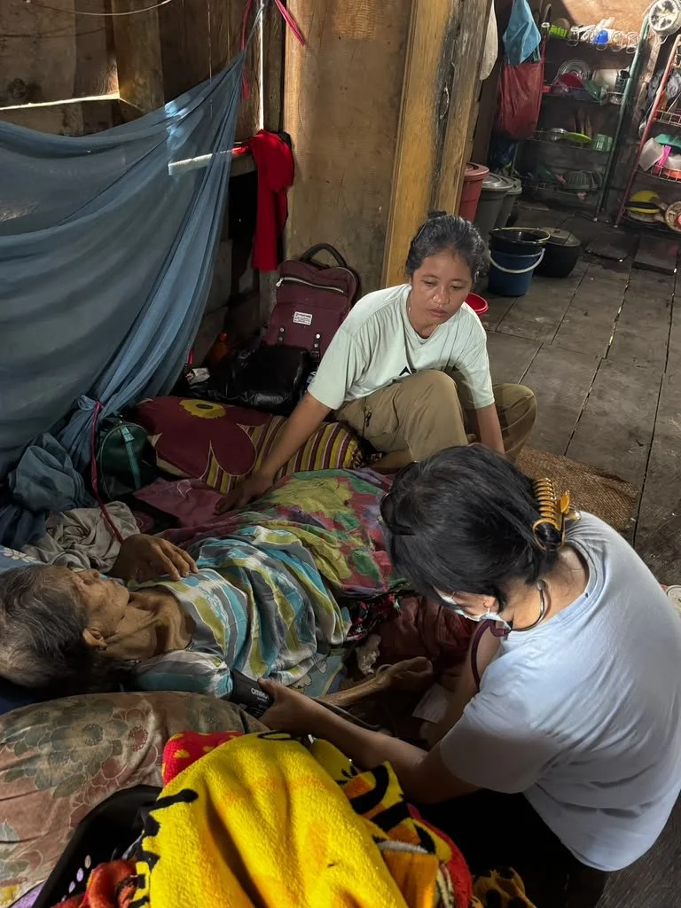 Doctor visitation @ Sotboyak - Mentawai.jpeg