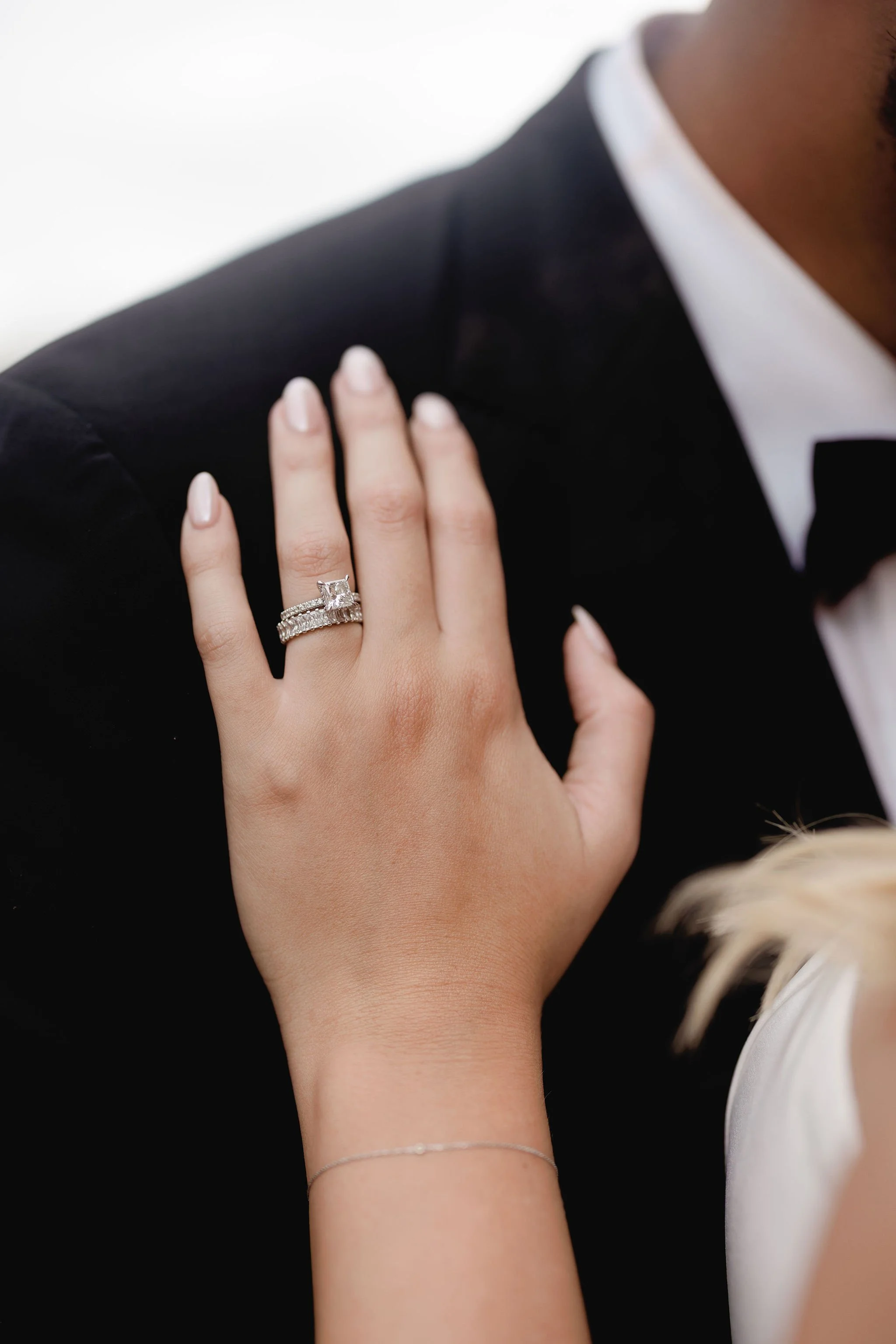 BryonyRebeccaPhoto-CourtneyandSionePreviews-3666.jpg