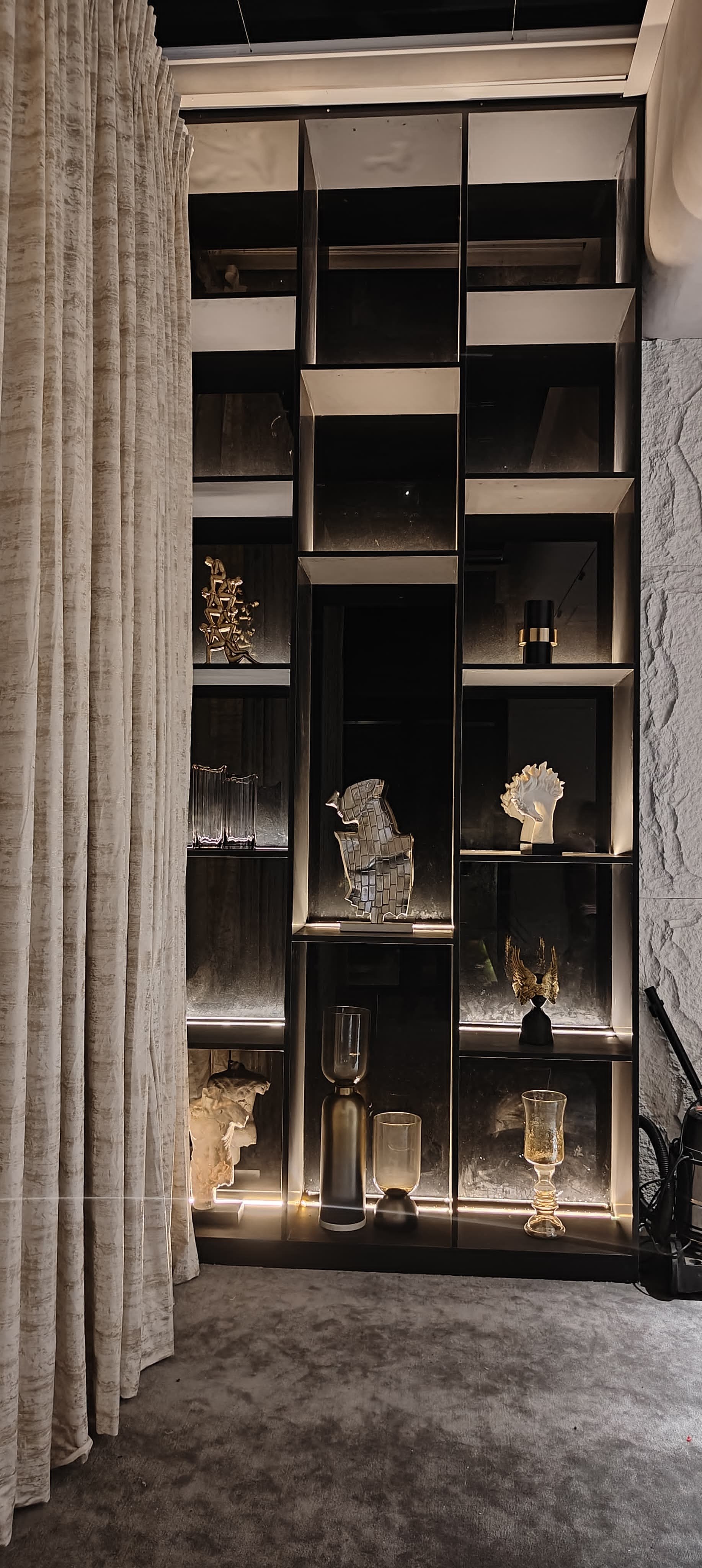 Display unit