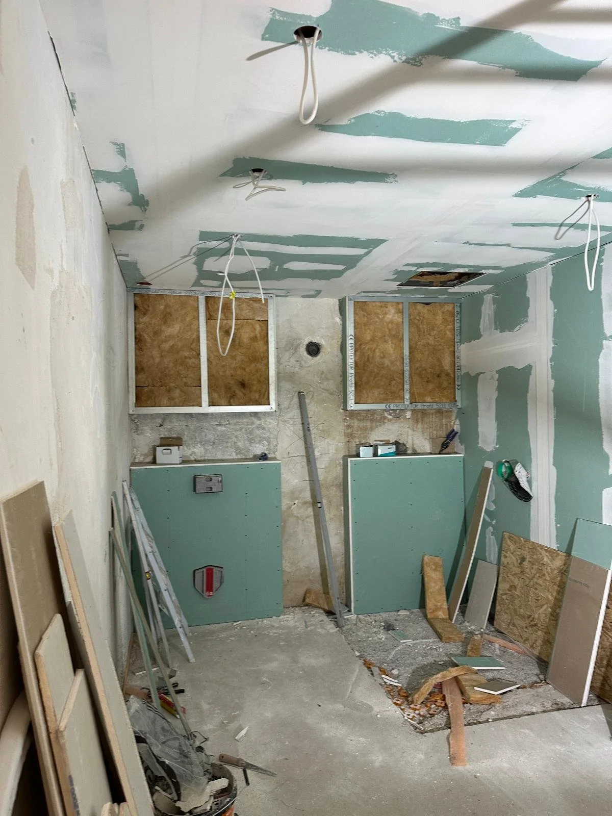 Rigipsarbeiten Stolberg, Spachtelarbeiten Aachen, Trockenbau NRW, Innenausbau, Gipskartonmontage Nordrhein-Westfalen