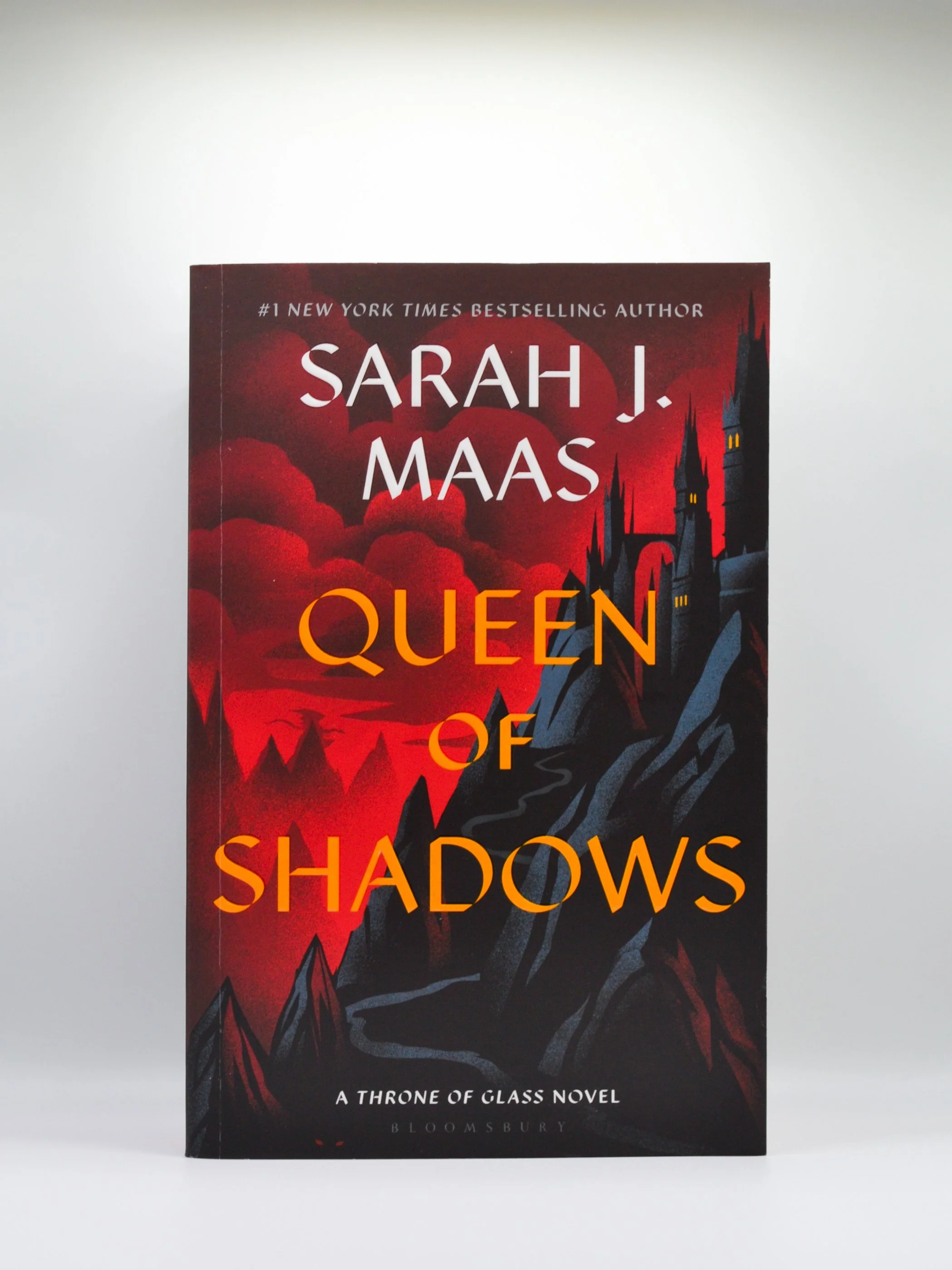 Queen of Shadows by Sarah J. Maas