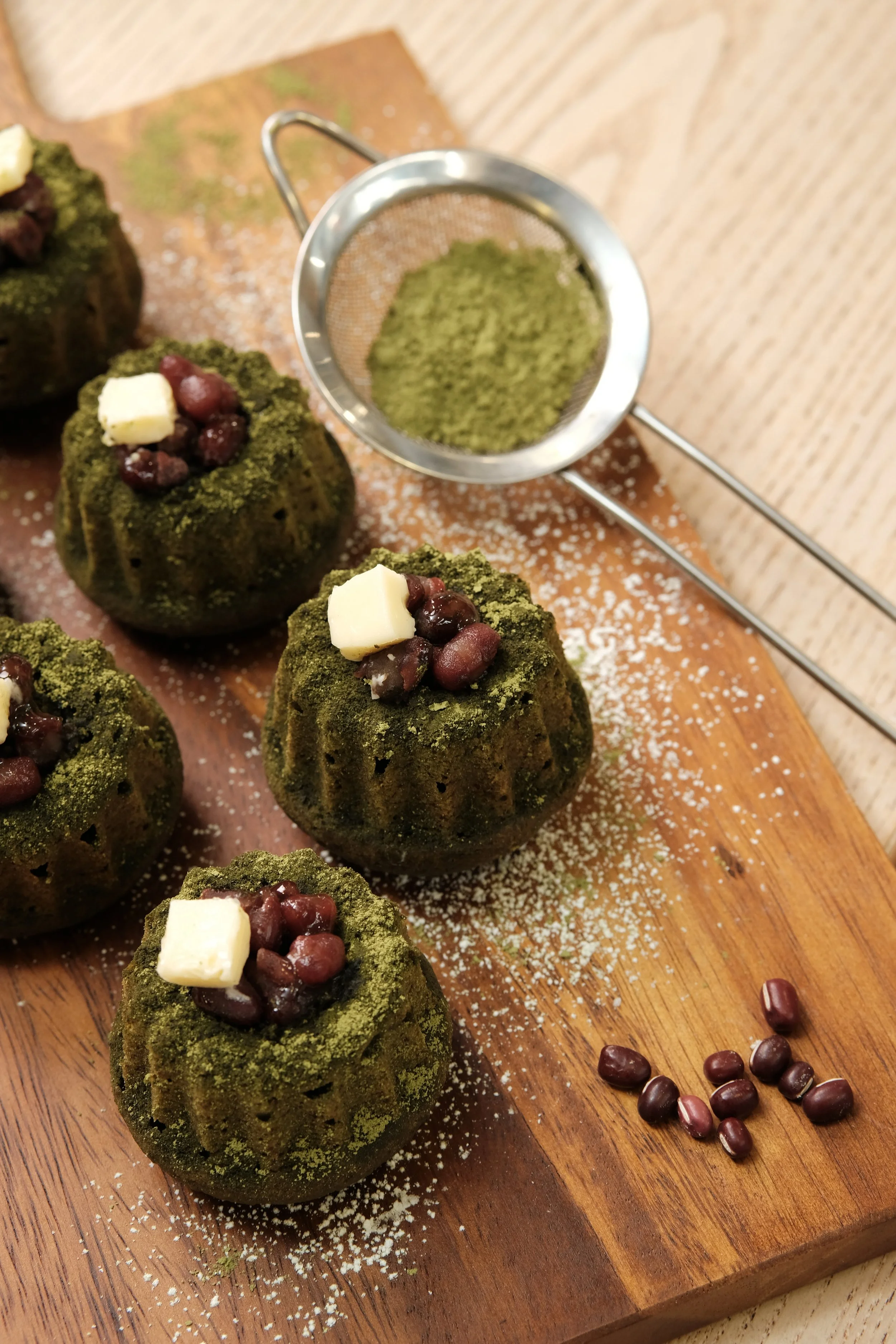 Genmaicha Red Bean Bundt Cake