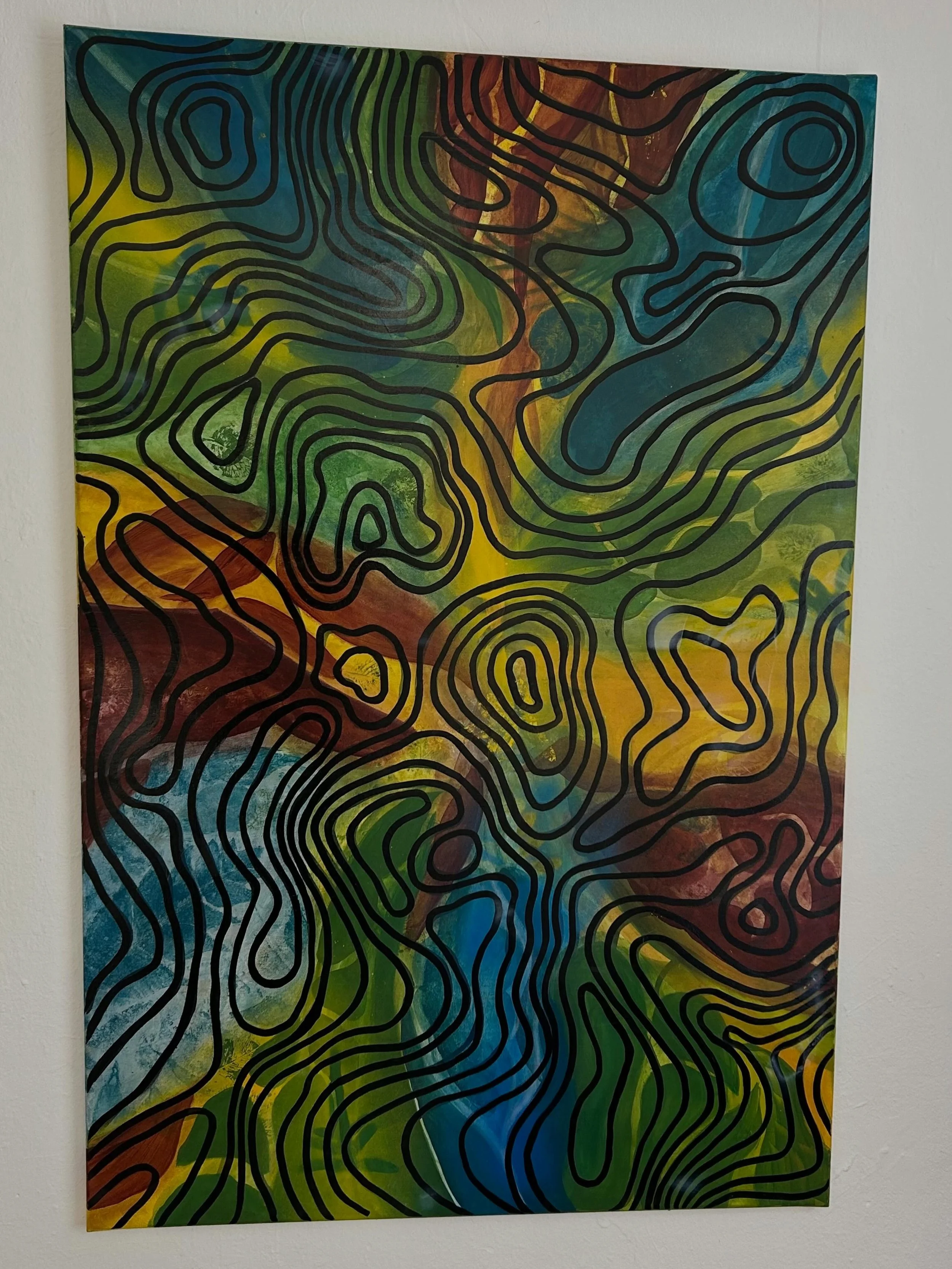 &bdquo;Florale Topografie&ldquo;
Schwarze, flie&szlig;ende H&ouml;henlinien &uuml;ber einem floral gestalteten Hintergrund. 
Eine topografische Struktur mit bl&uuml;hender, floraler Energie. #floralpaintings #graphicalpainting