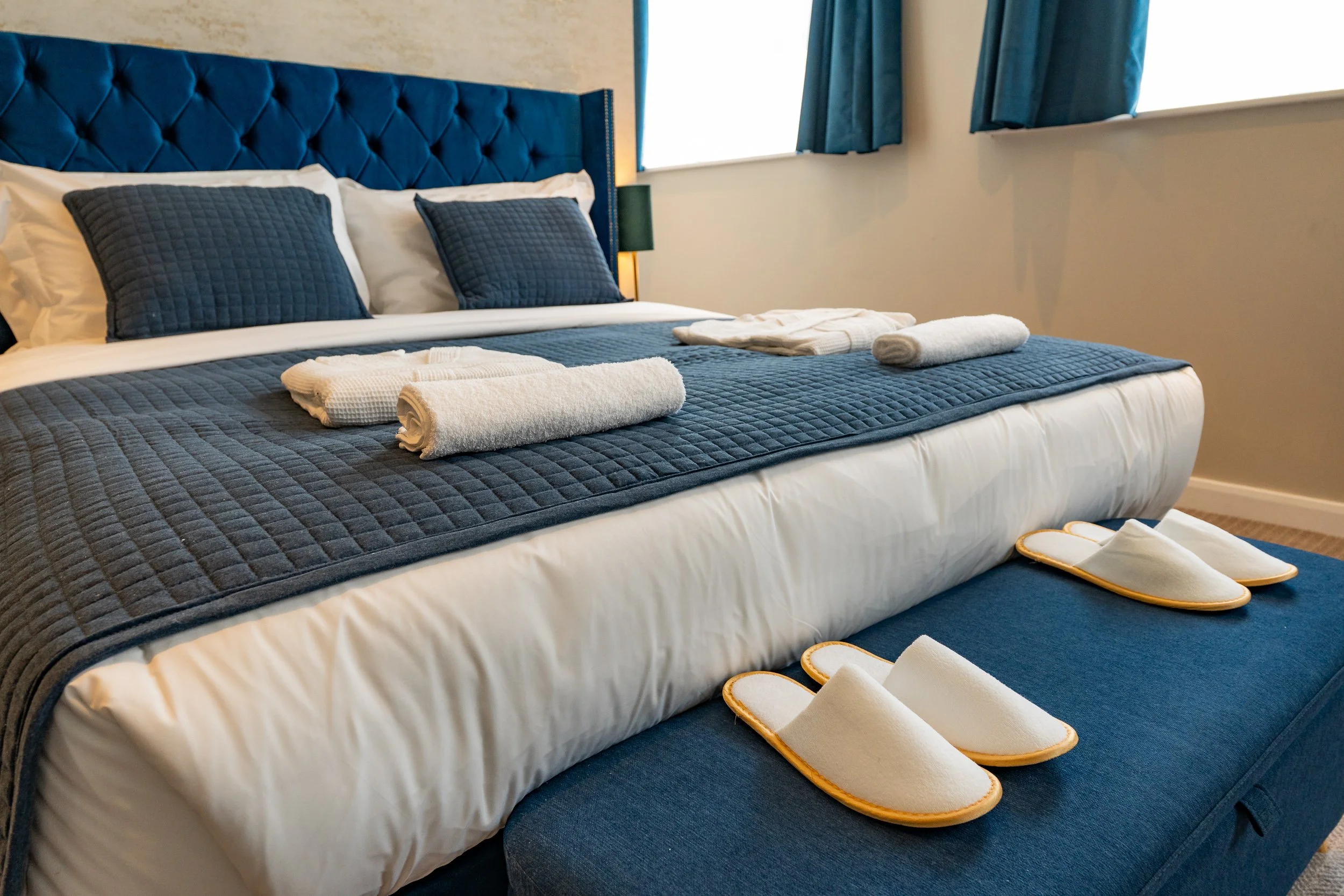 Bedroom two-11.jpg