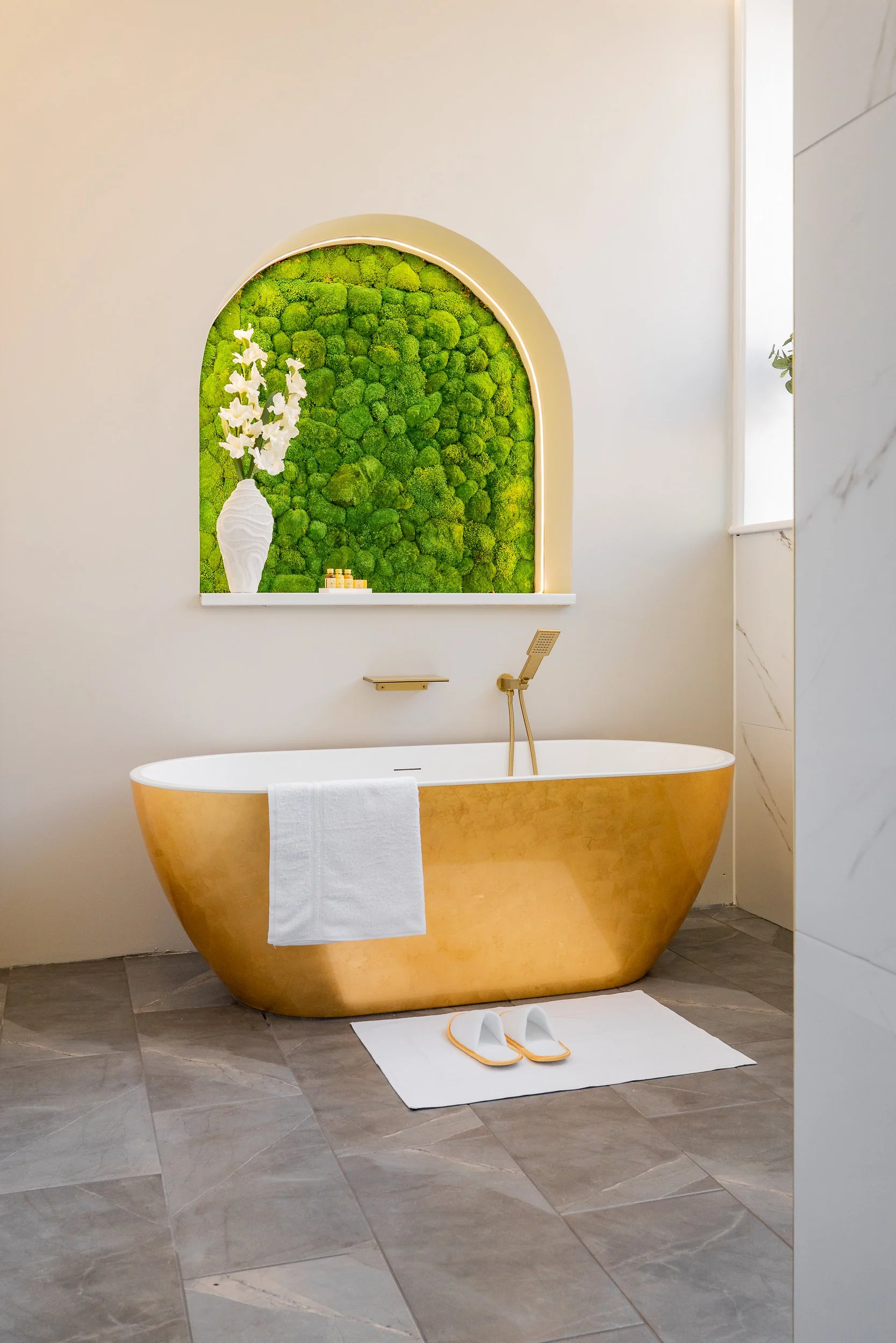 Bathroom Two-17.jpg