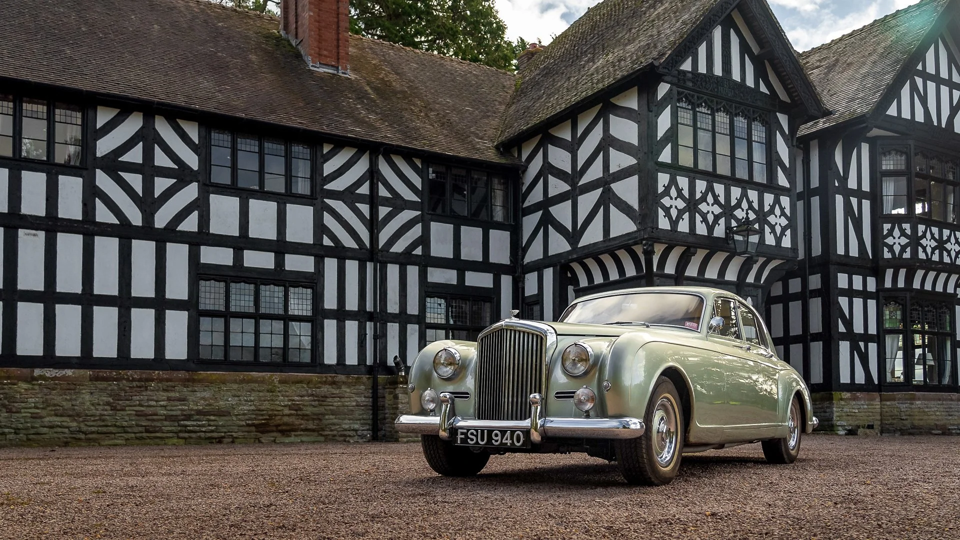 Bentley S1 Insta.jpg