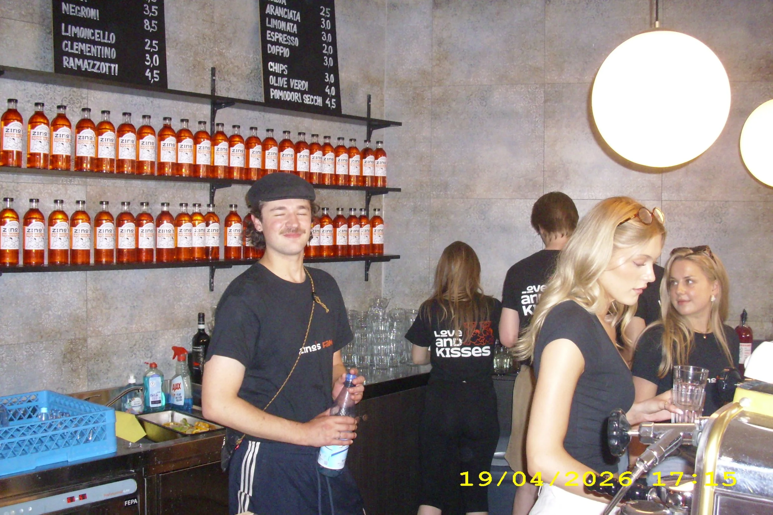 DSCI1833 2.JPG