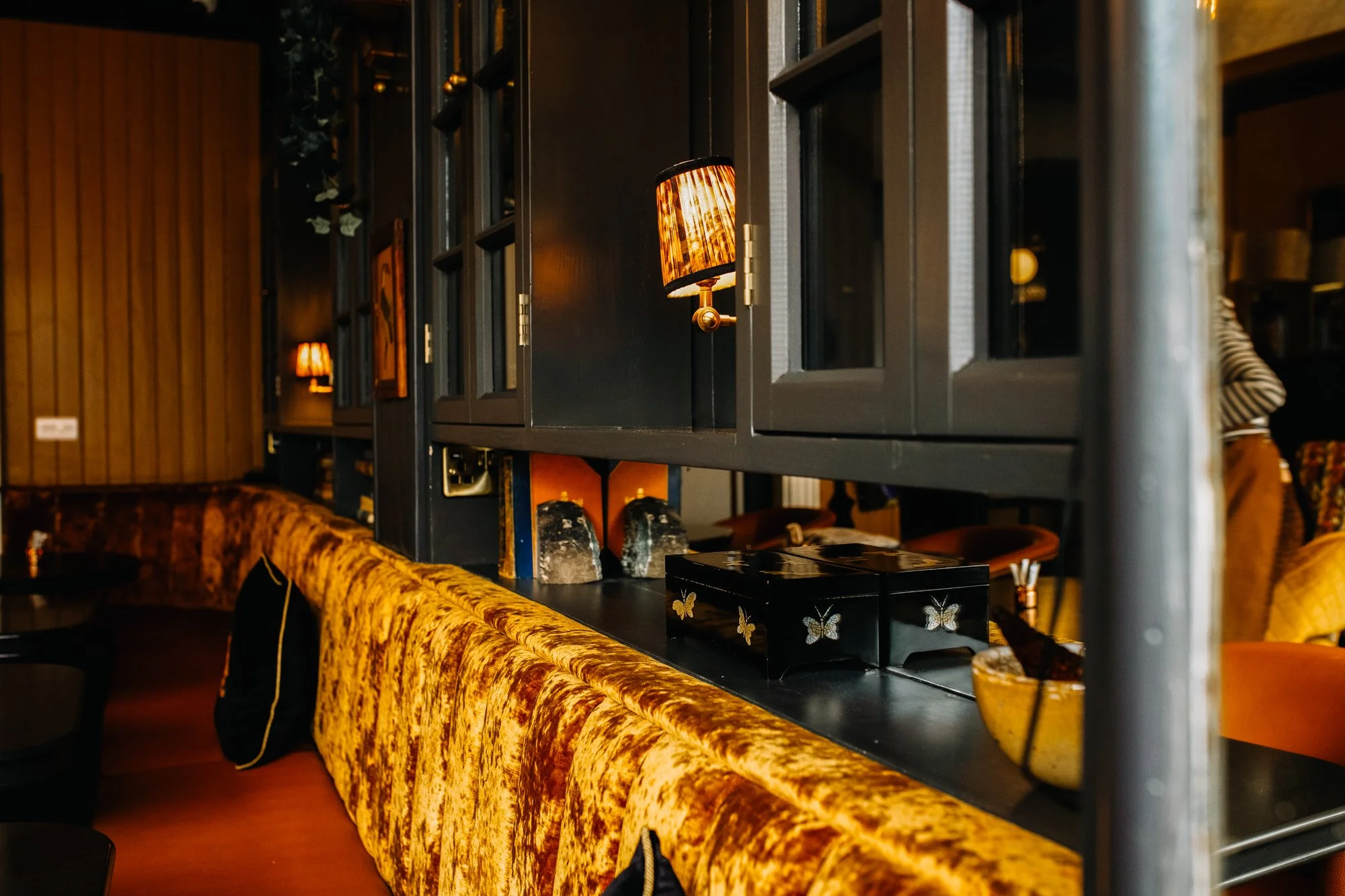bench seating.jpg