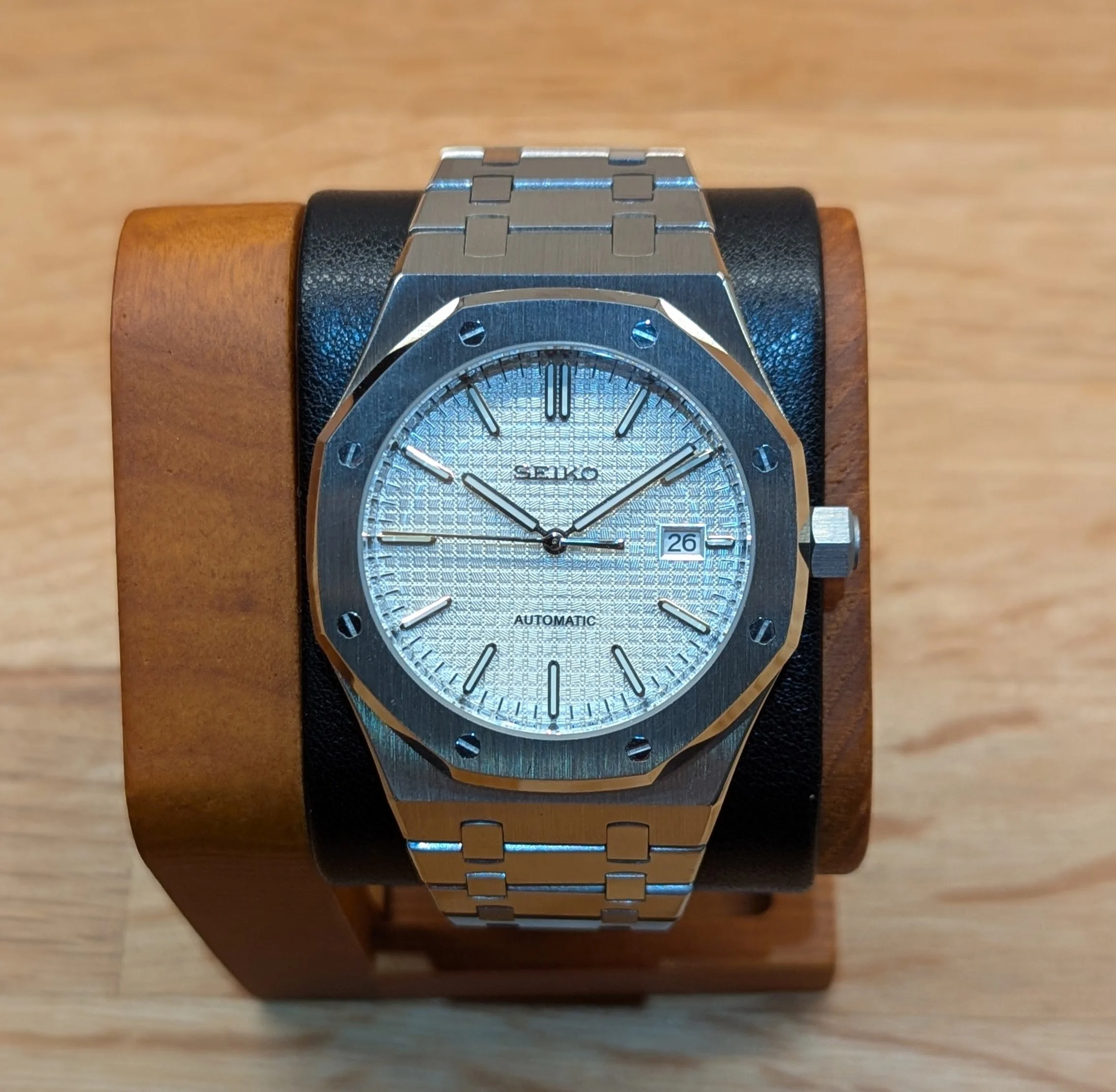 Seiko Seikoak royal oak octagonal integrated bracelet  waffle dial pattern dial