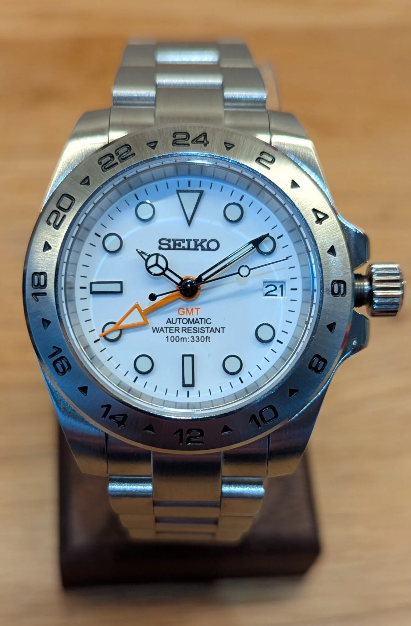 Custom Seiko MOD Explorer II GMT Watch with white Polar dial.