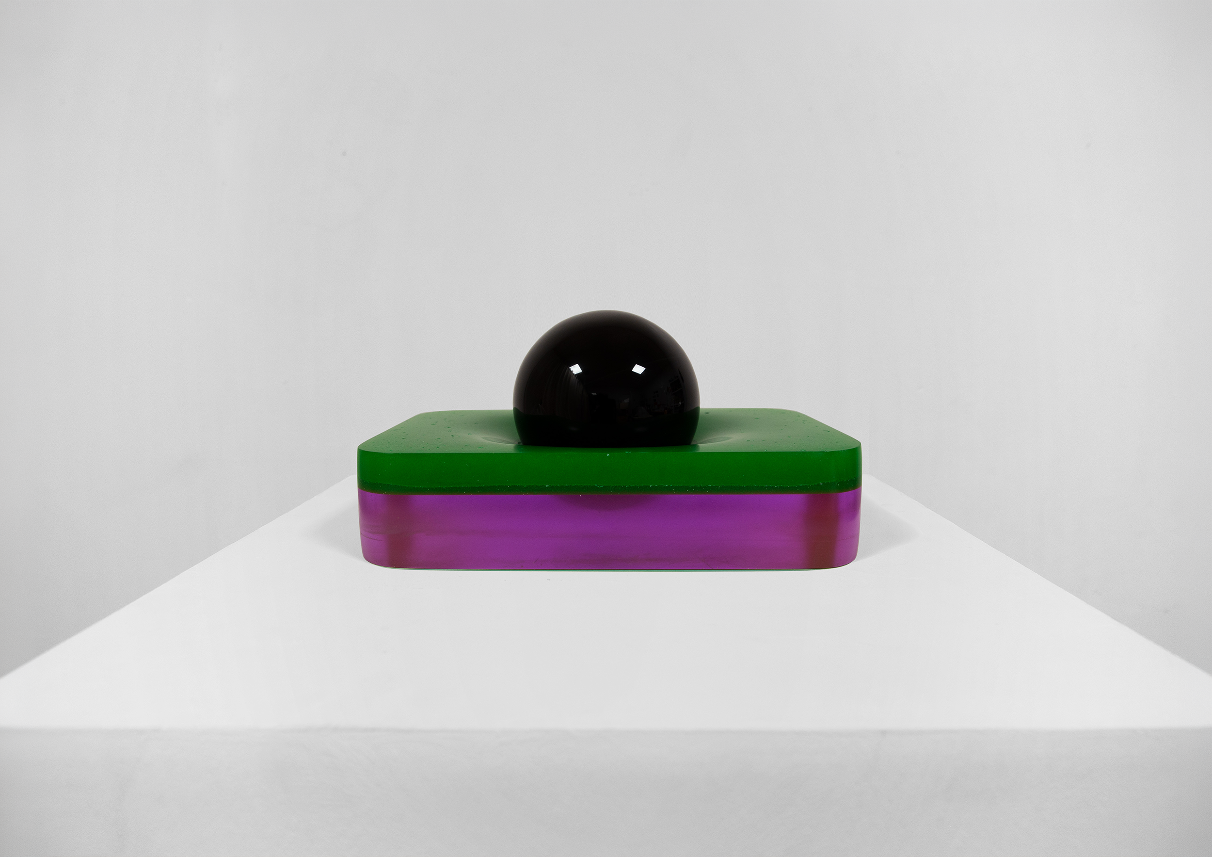 Great cosmic banality, 2026. 20x14x12cm
Resin, obsidian and concrete