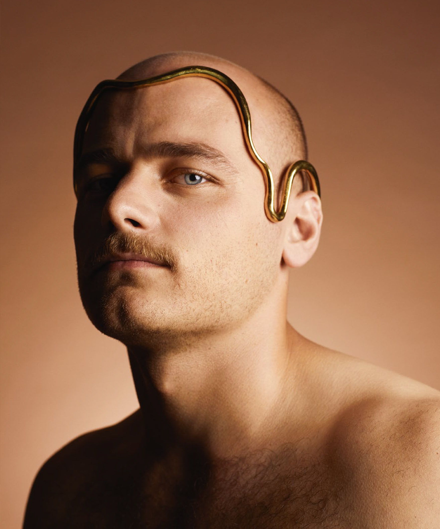 Scott Kelly_Bald pieces_Goldband.webp