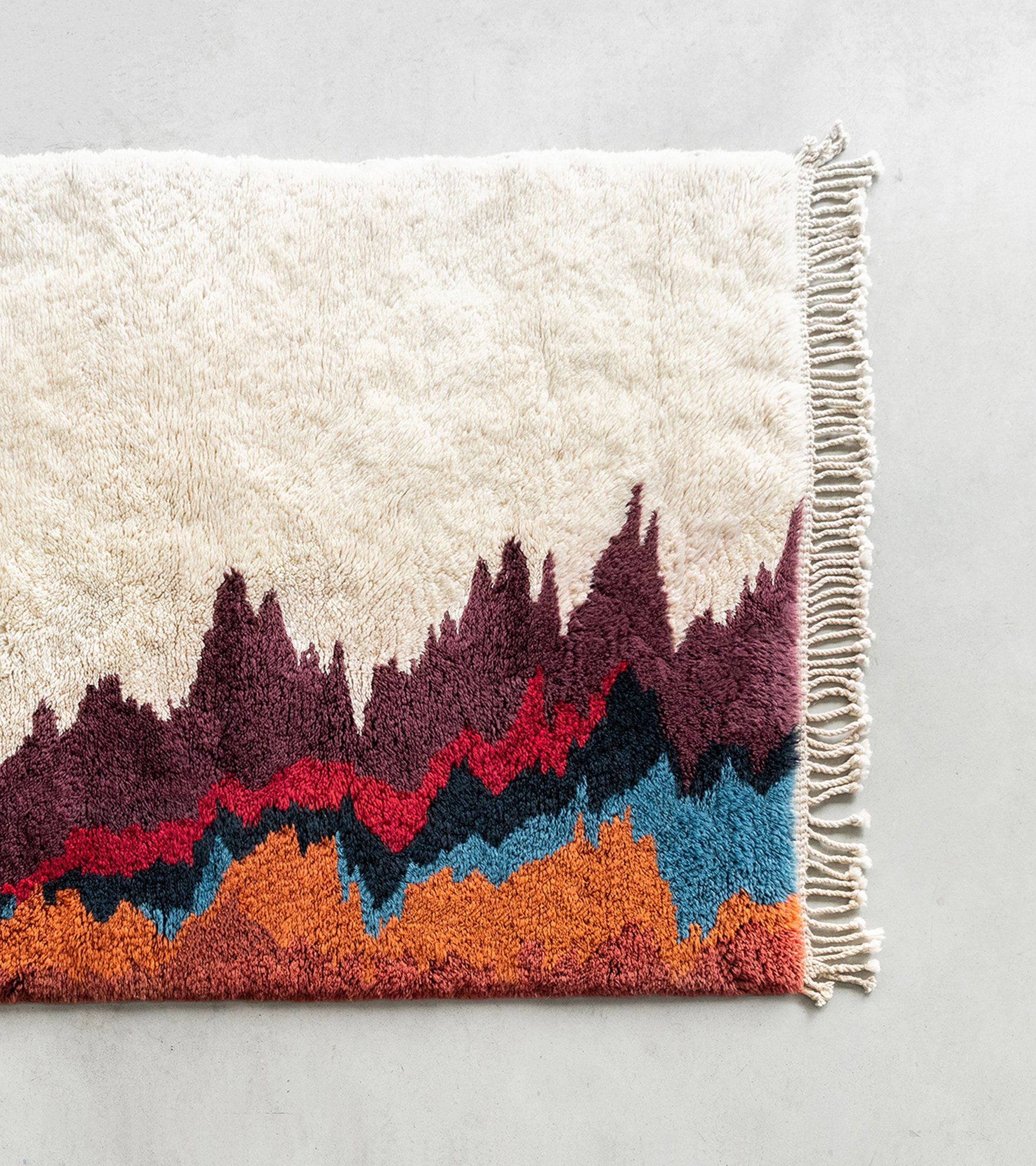 Luxury, 2021. Wool, dyes. 1.2mx2m