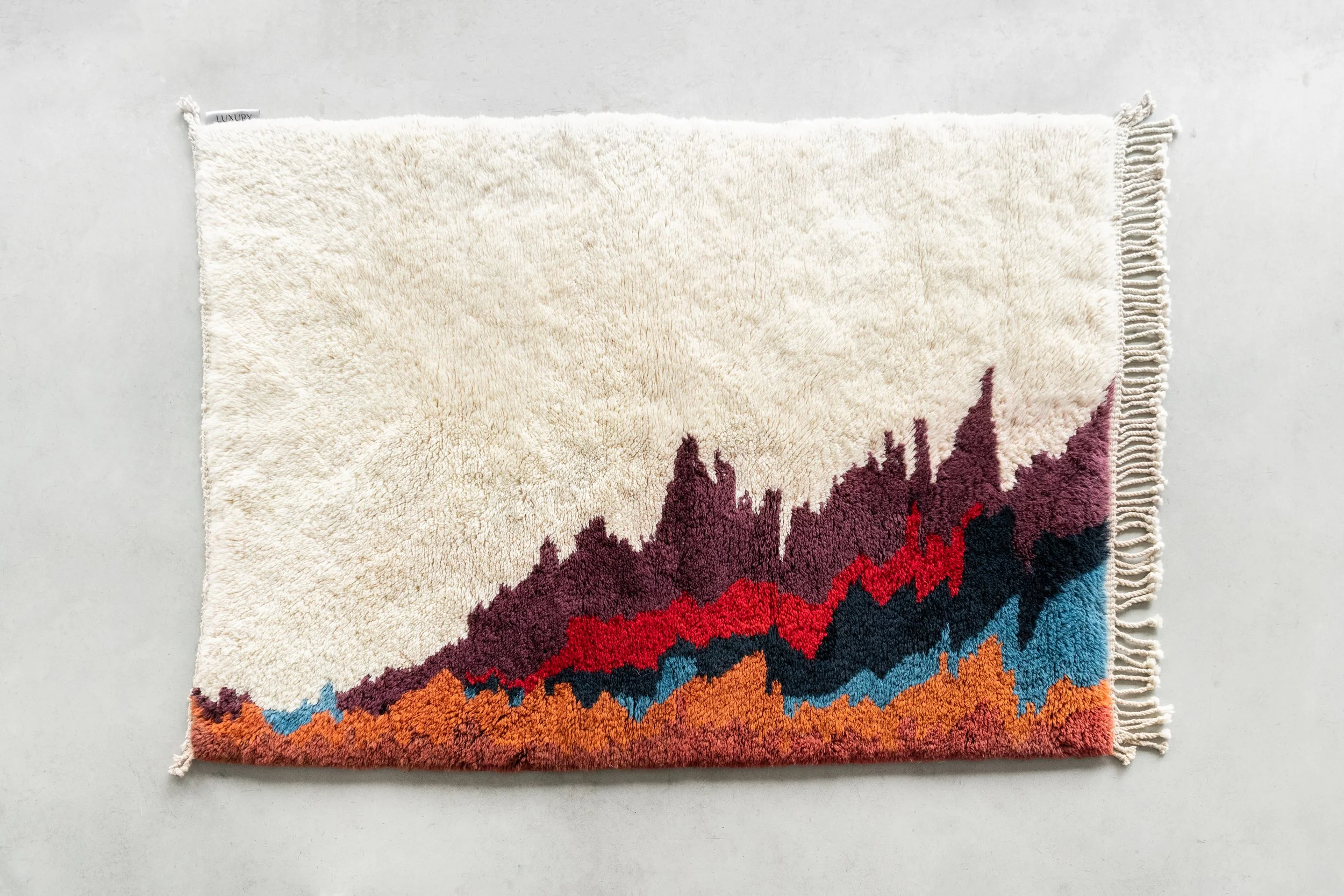 Luxury, 2021. Wool, dyes. 1.2mx2m