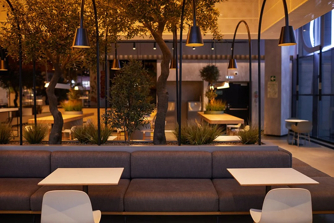 food-court-interior-2026-03-19-22-55-43-utc.jpg