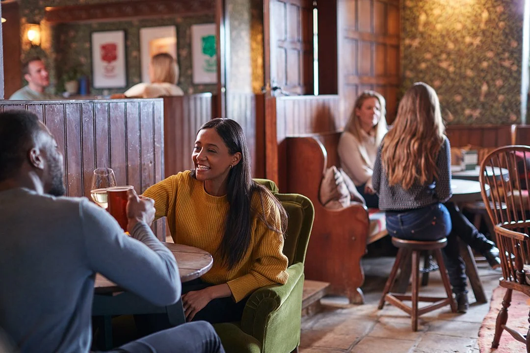 couple-meeting-for-lunchtime-drinks-in-traditional-2026-03-10-04-48-21-utc.jpg
