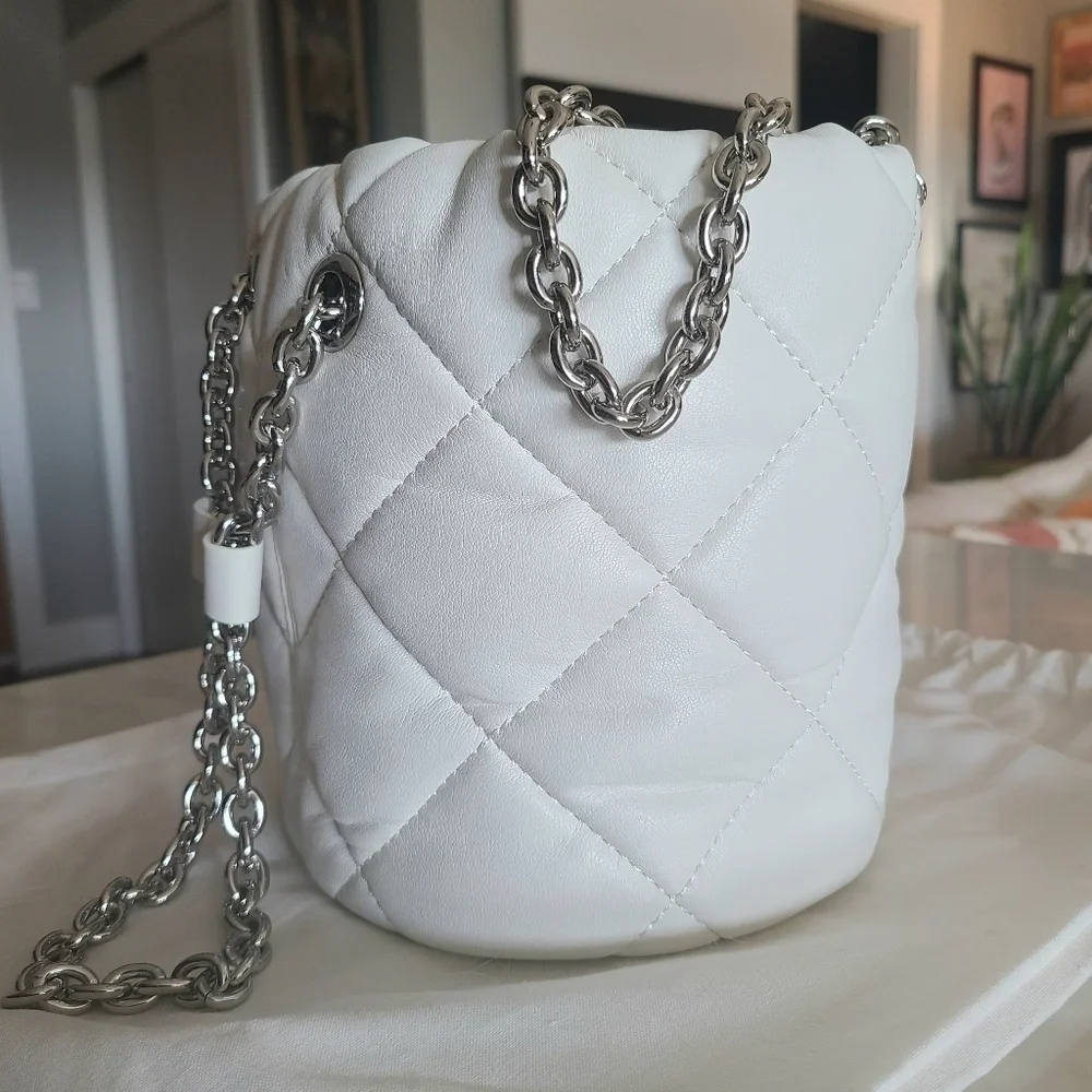 STAND STUDIO — Yvette Quilted Faux Leather Bucket Bag in White (NWT)
