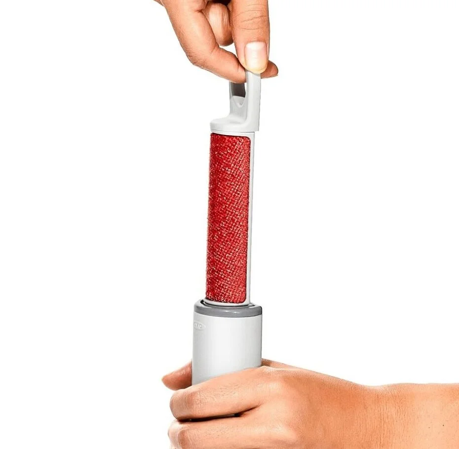 66aba9f01863002776830bf1_Good-Grips-Lint-Roller-2-1024x1024.jpg