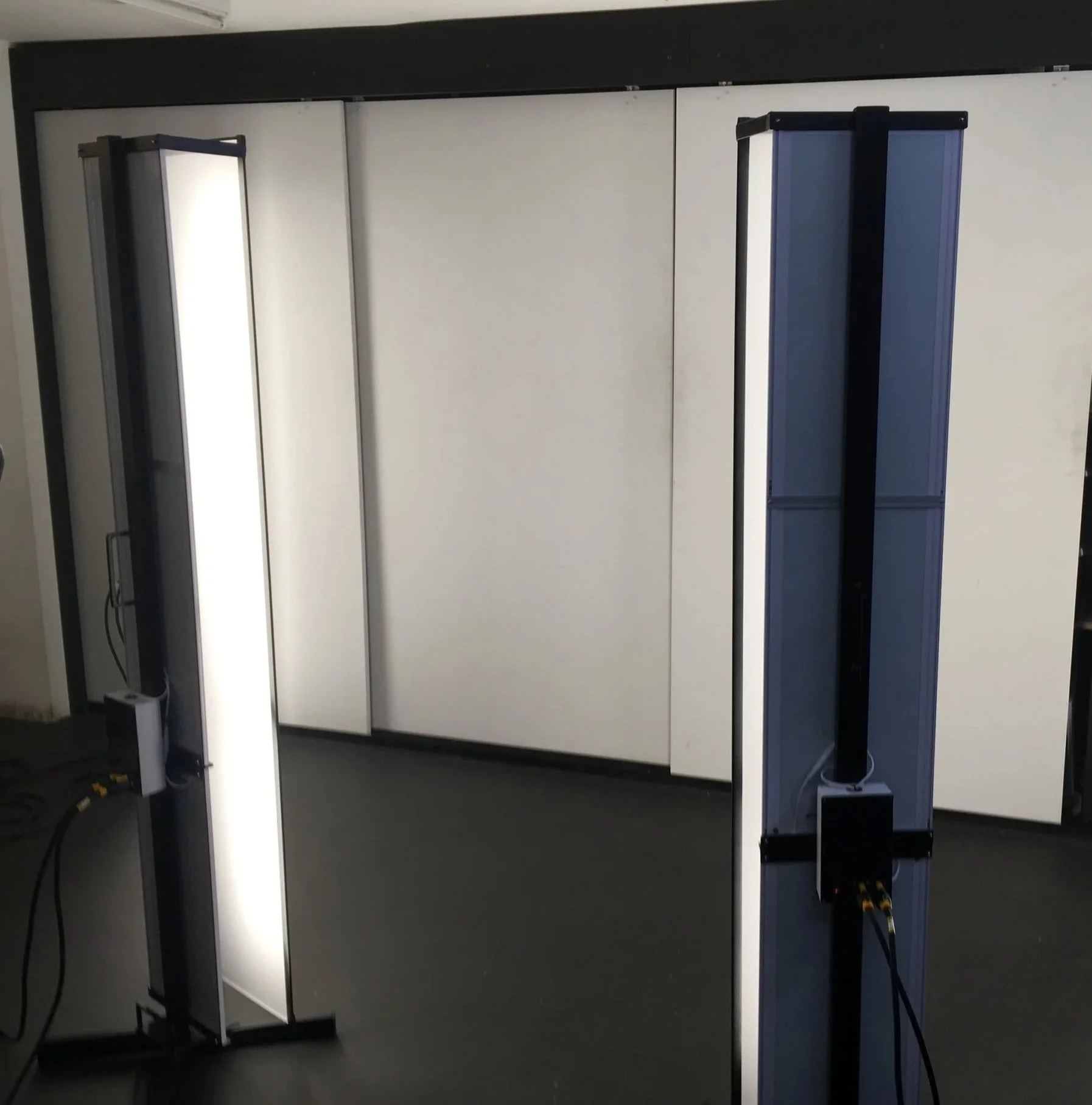 custom made lighting fixtures for photographic shooting of projects