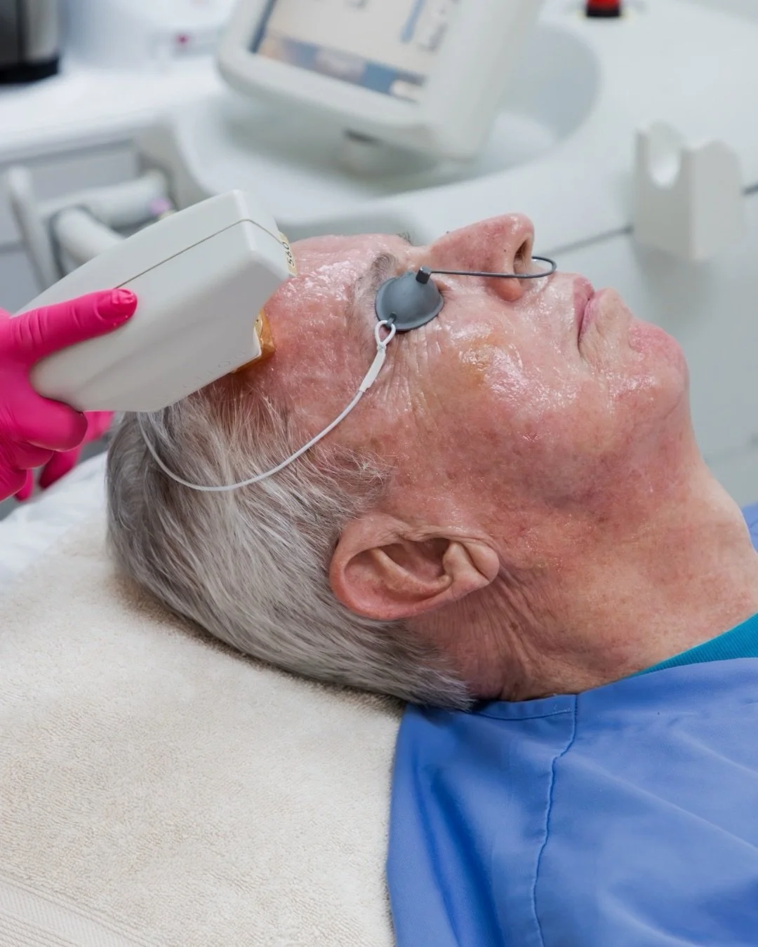 Did you know&hellip;💥

BBL laser treatments can help improve the appearance of post-surgical scars by supporting collagen remodeling, smoothing skin texture, and reducing visible discoloration over time! 

Ready to learn if laser scar treatment is r