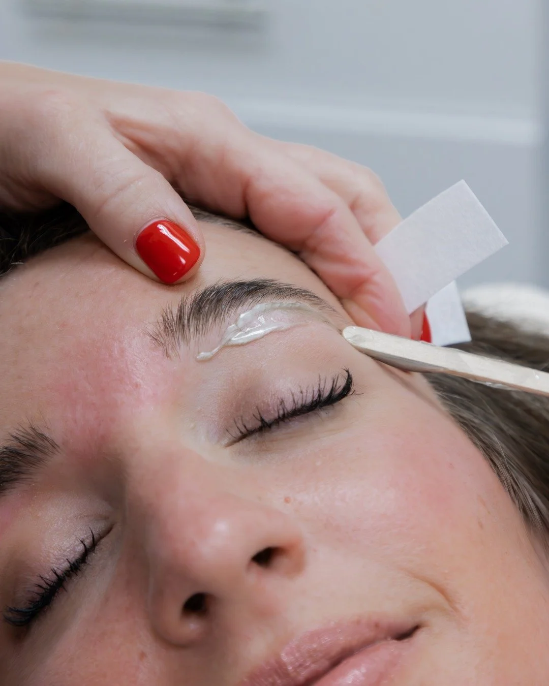 Fresh brows, fresh confidence. 🤎 

Whether you're maintaining your shape or going for a fuller look, a brow tint, wax, and shape can make all the difference.