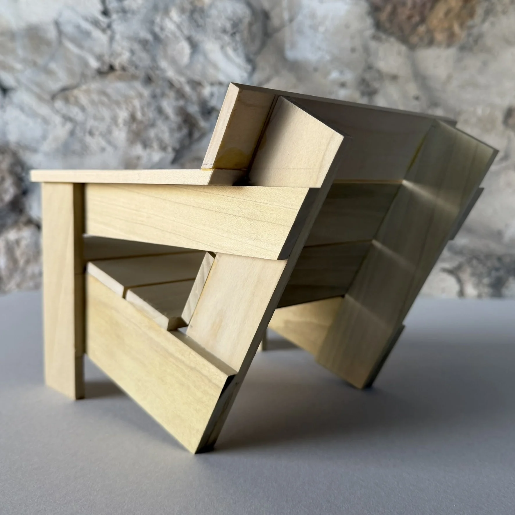 PORT CHAIR  |  

Model photo
