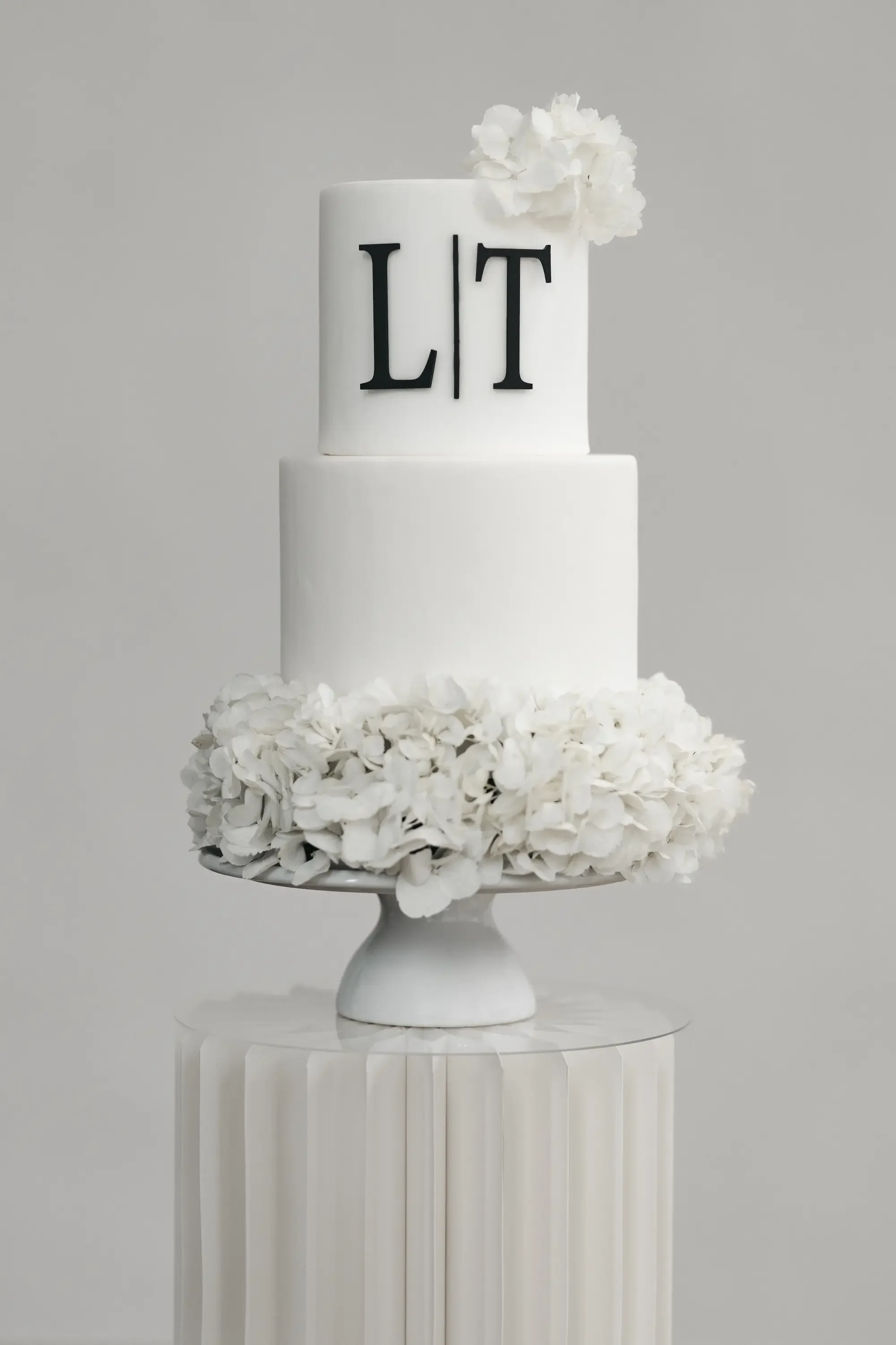 Hochzeitstorte clean naked cake trend