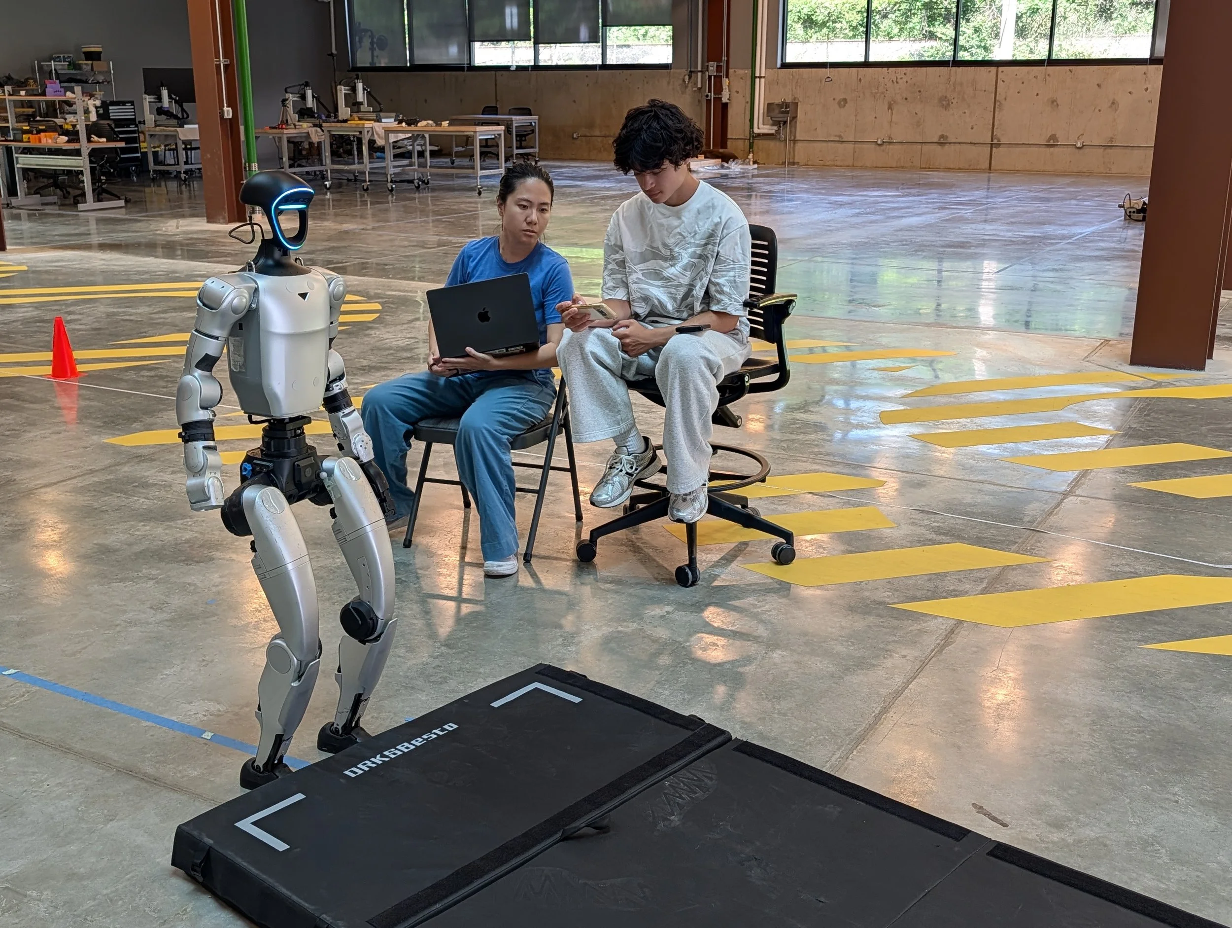 robot2.jpg