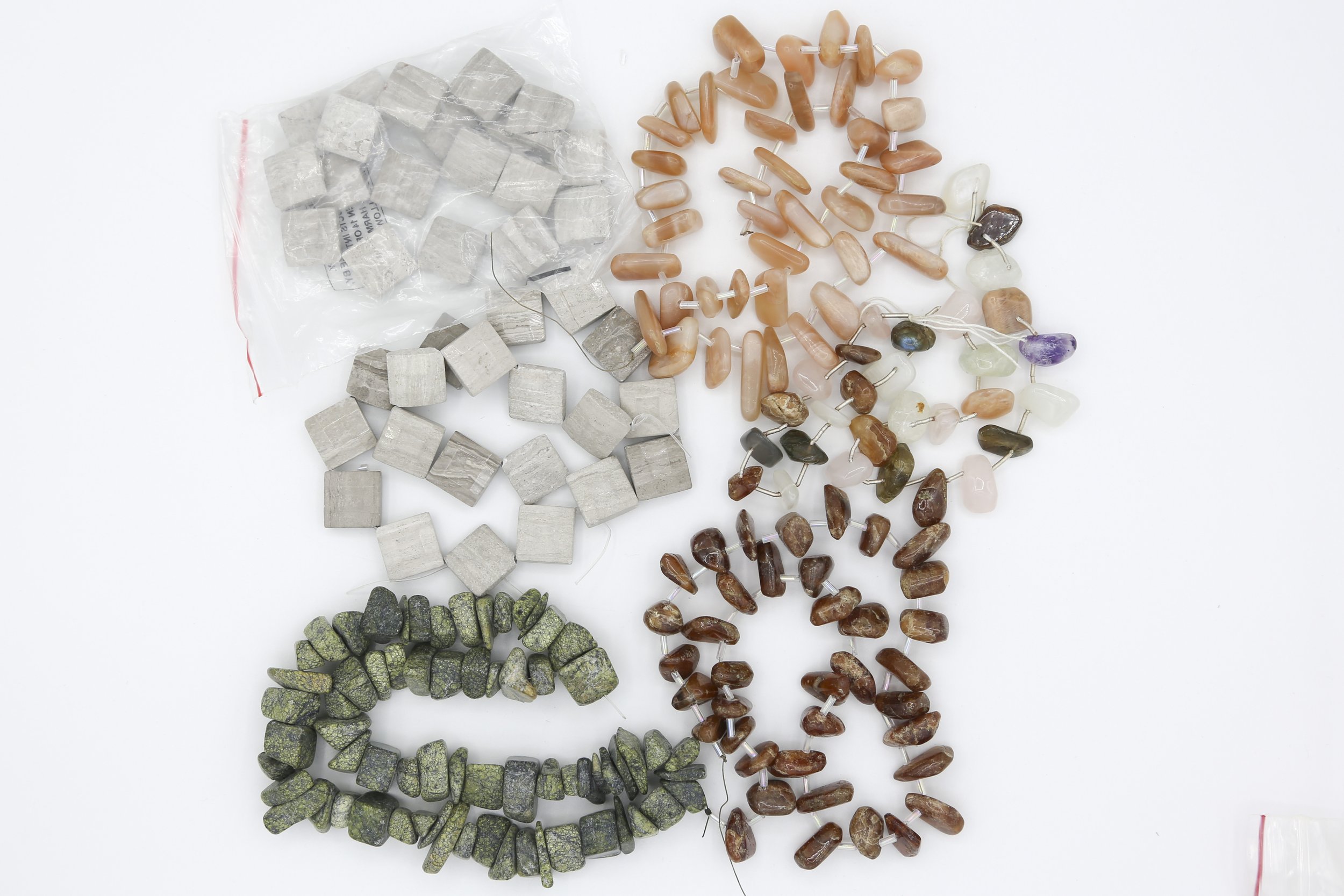 FMG BEAD LOT 4