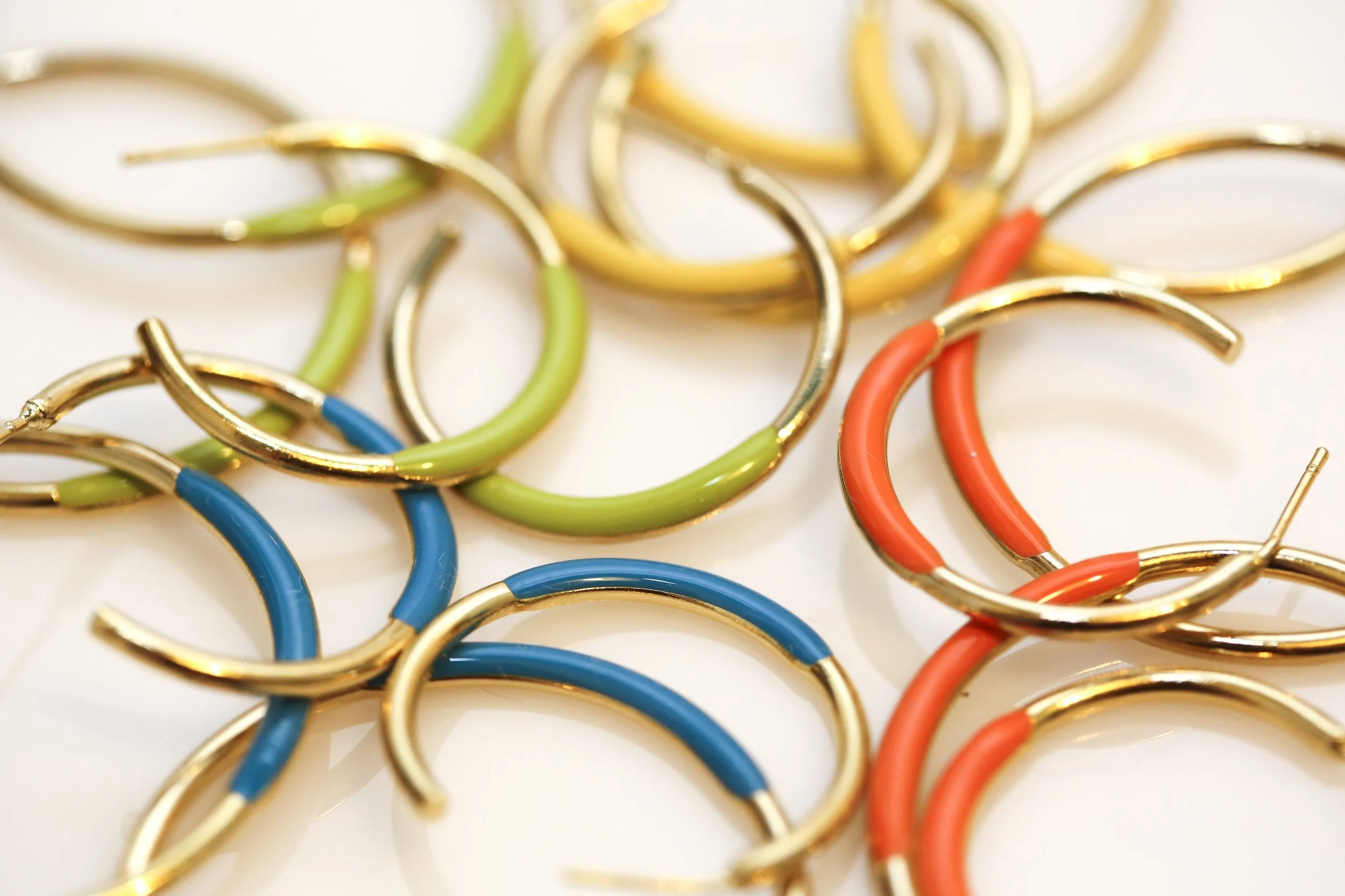 MULTI-COLORED HOOP EARRINGS