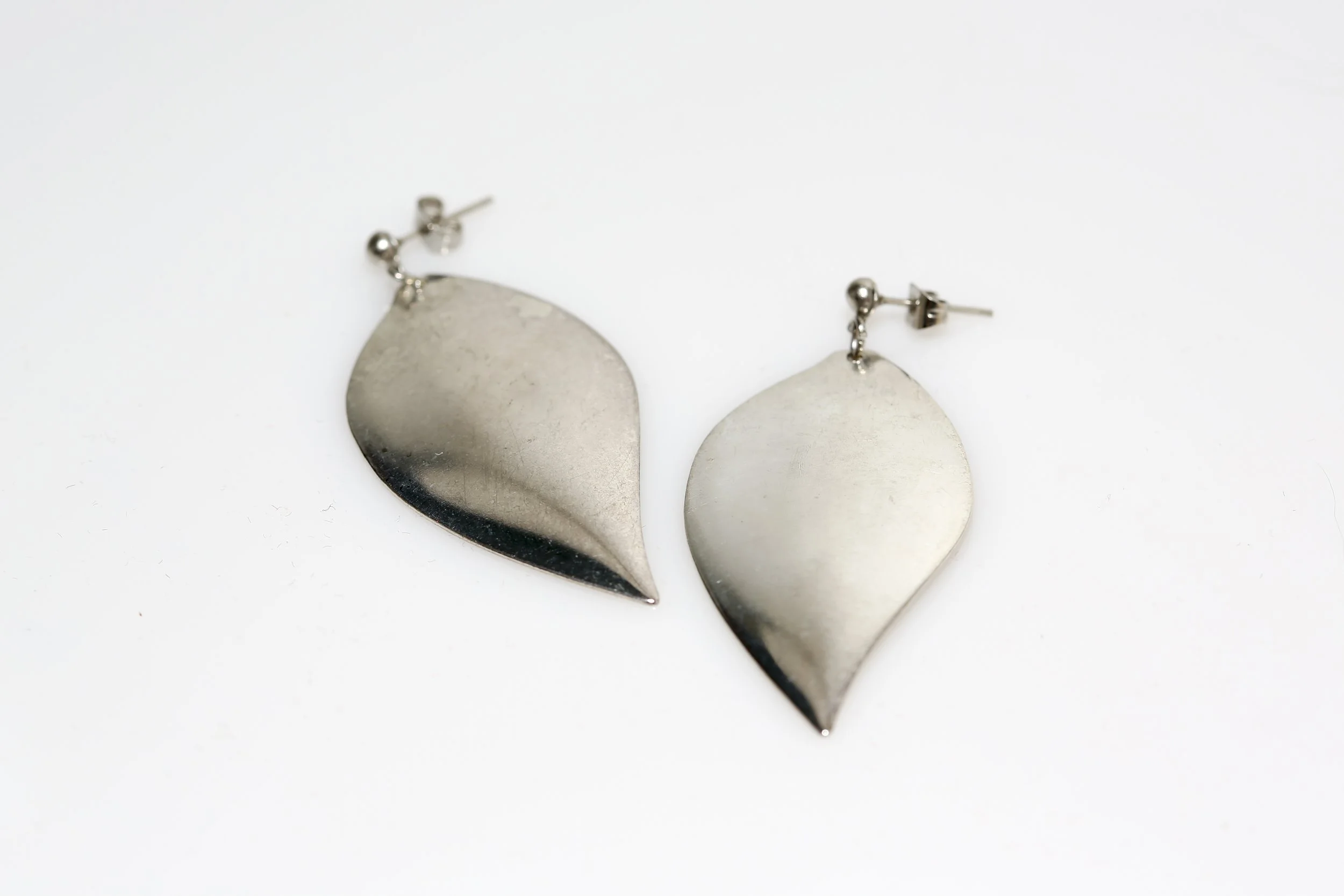 MODERNIST LEAF EARRINGS
