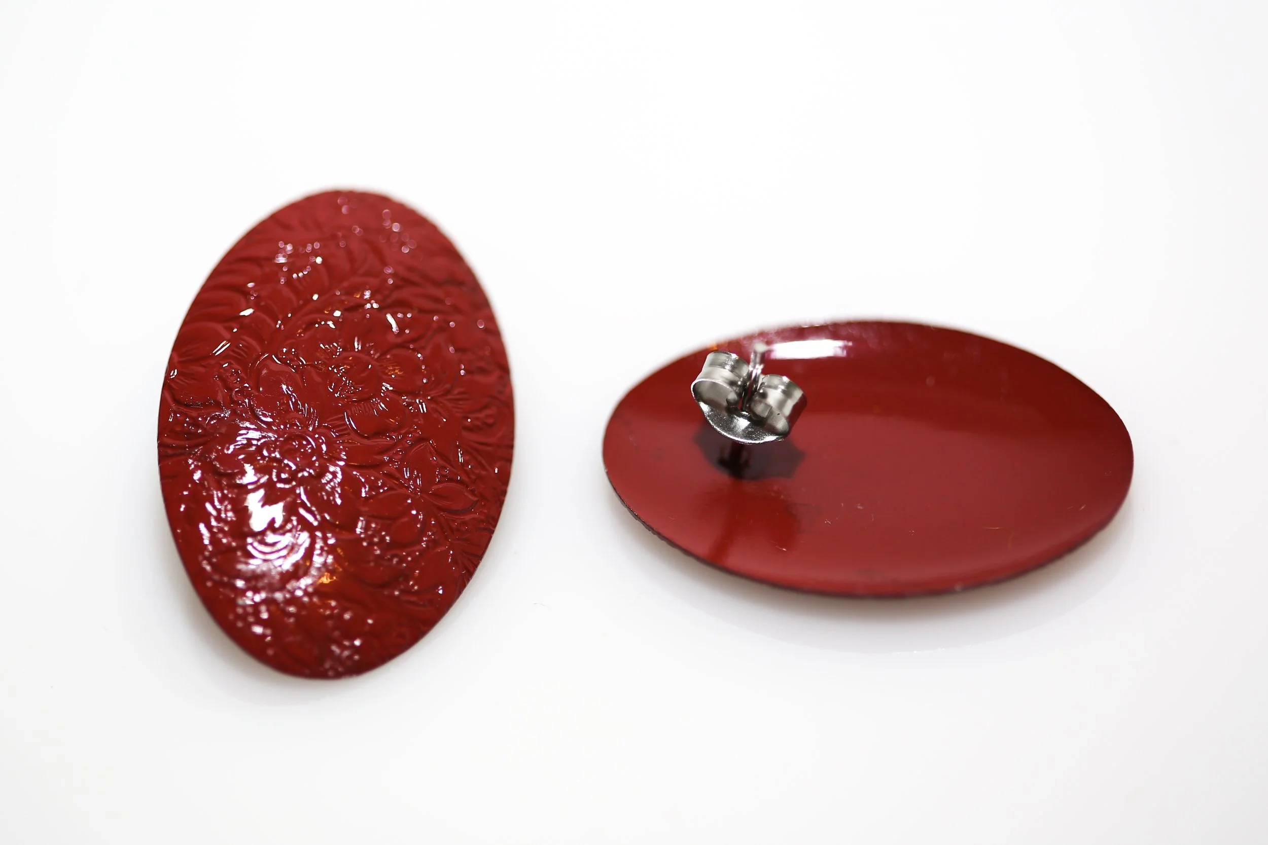RED FLORAL OVALS