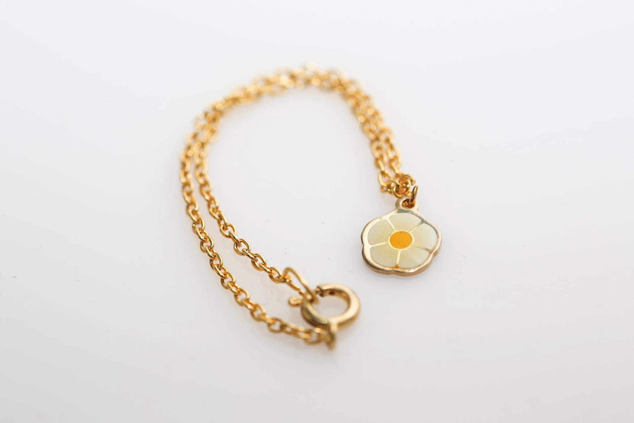VINTAGE FLOWER CHARM BRACELET
