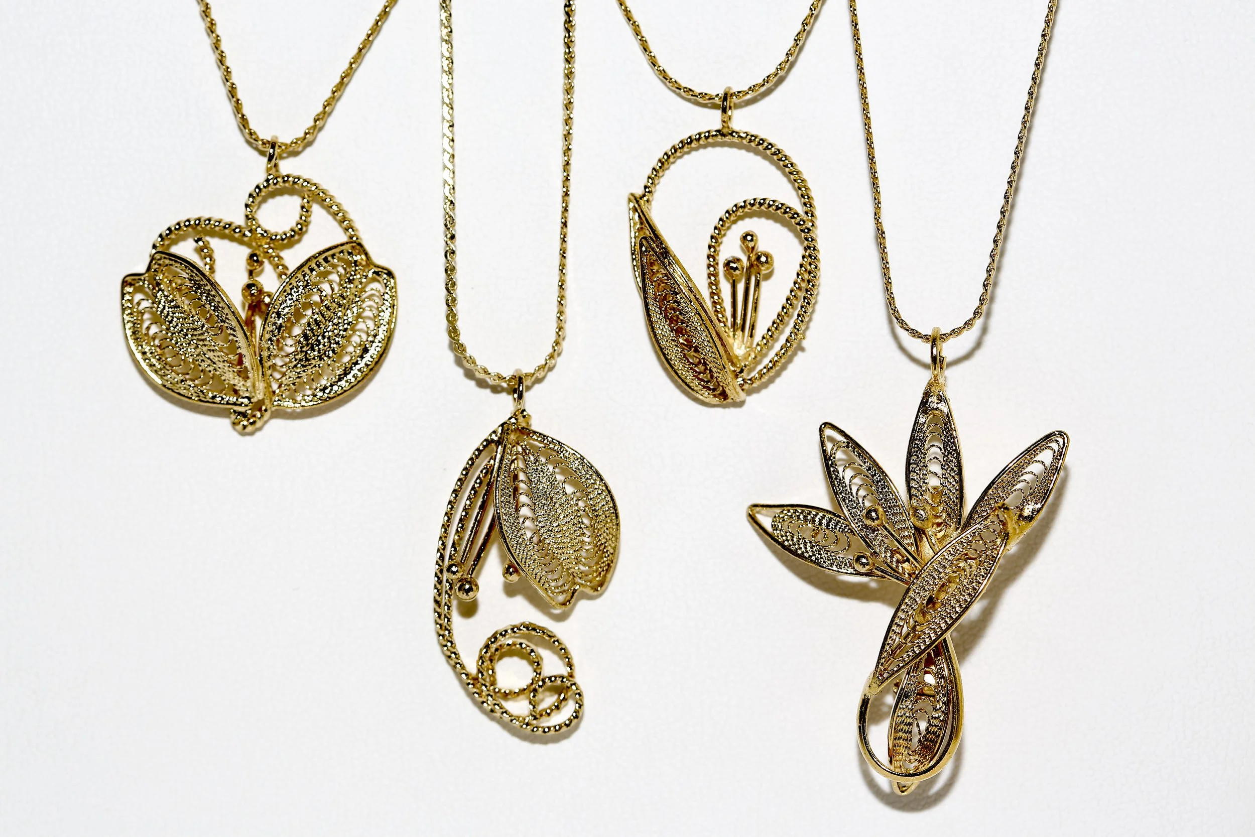 FANCY LEAF FILIGREE NECKLACES