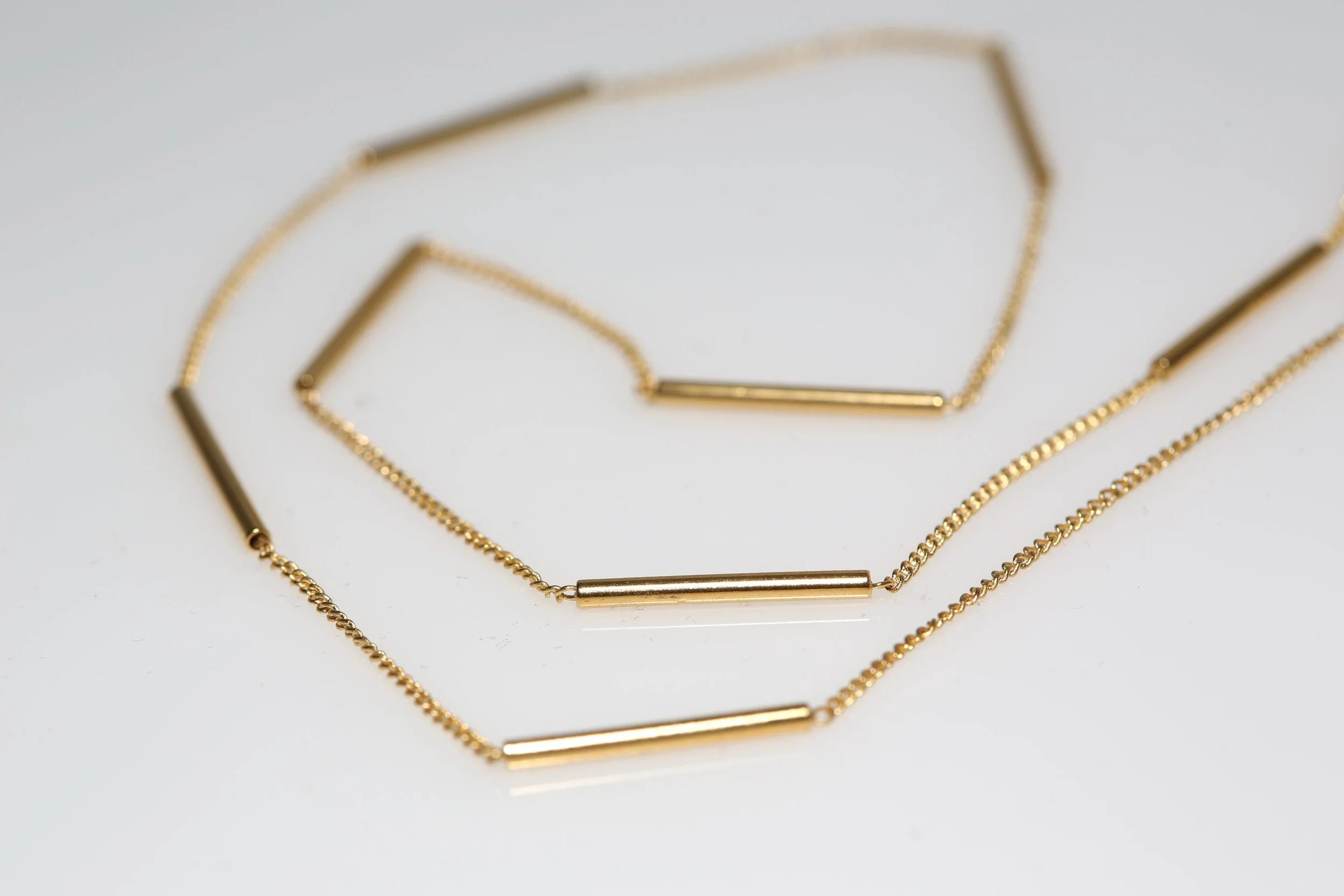 MINIMALIST BAR CHAIN NECKLACE
