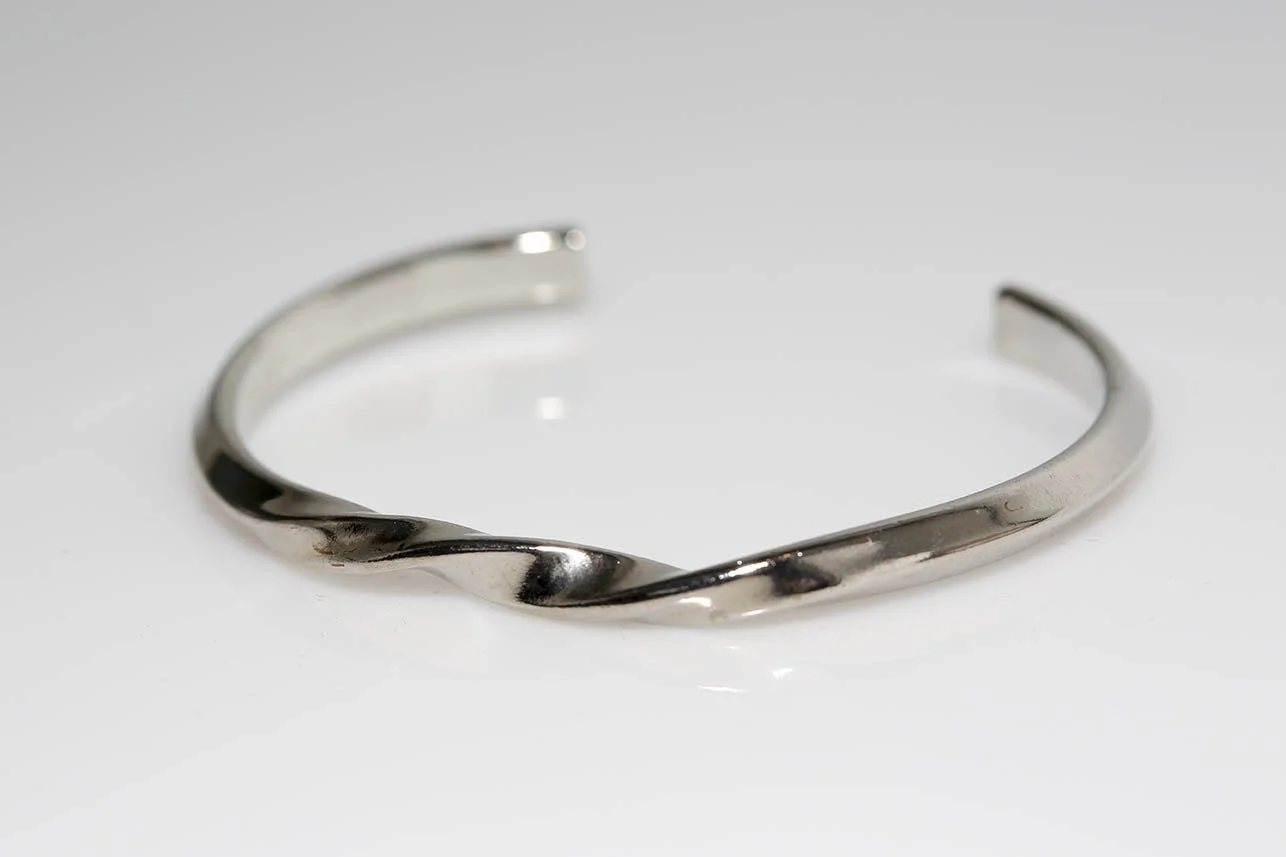 TWISTED SILVER CUFF BRACELET