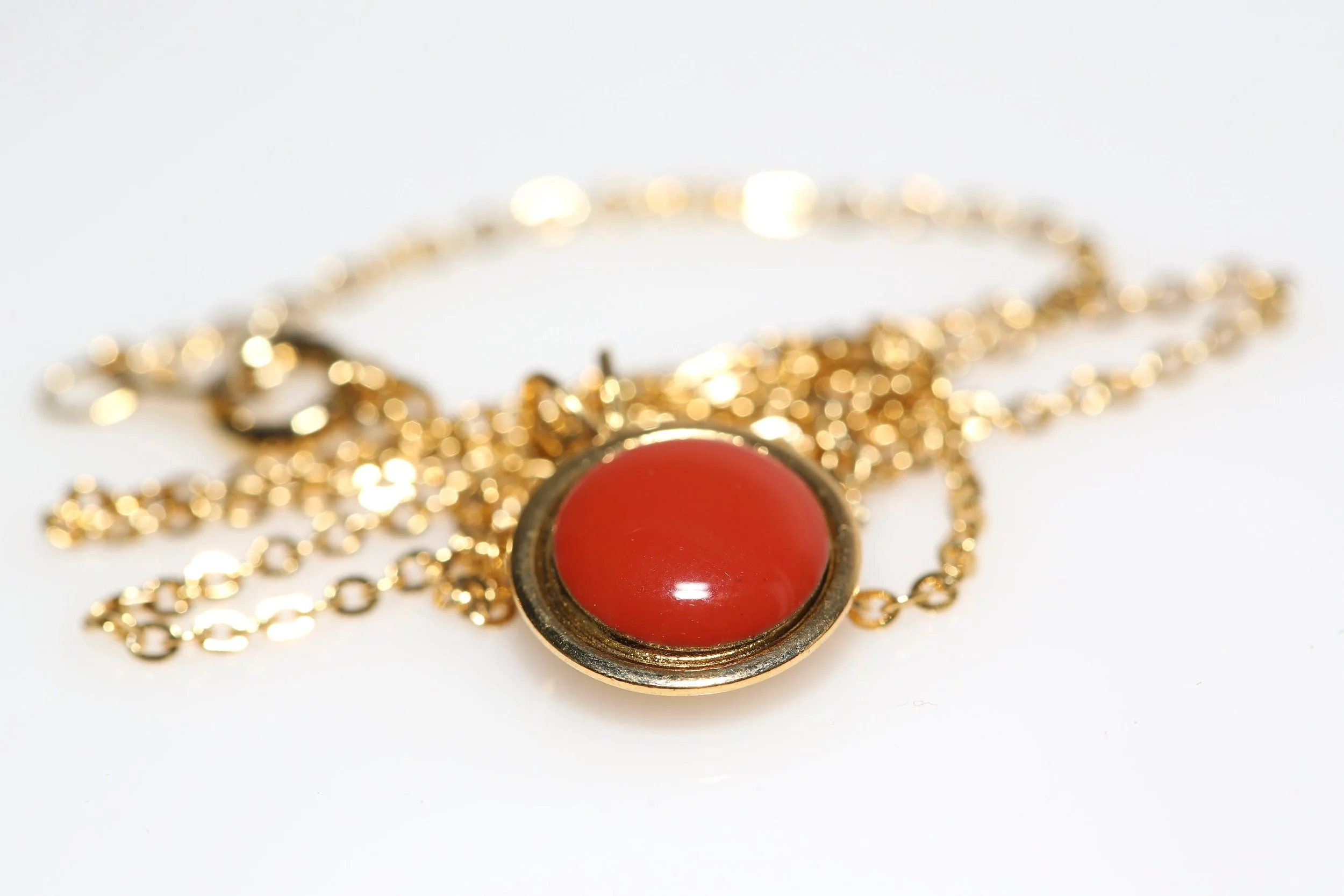 VINTAGE PERSIMMON DOT NECKLACE