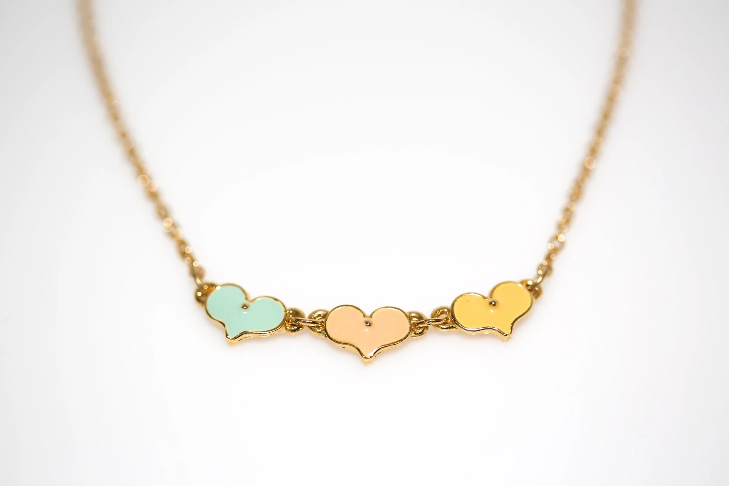 VINTAGE TRI-COLOR HEARTS NECKLACE
