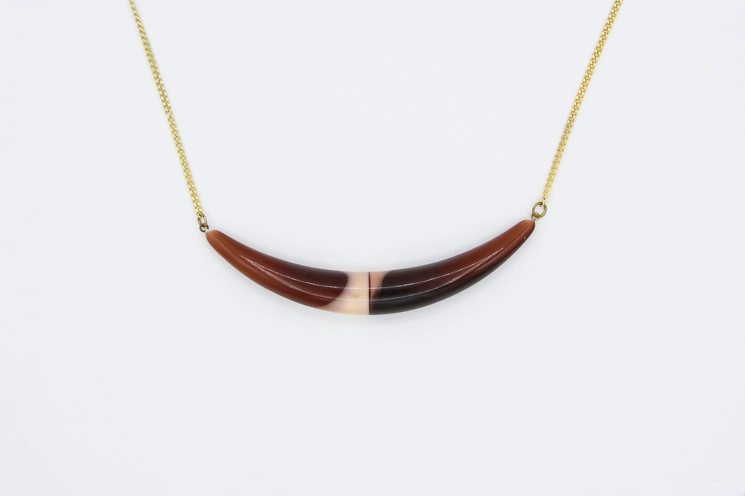 FAUX HORN CRESCENT NECKLACE