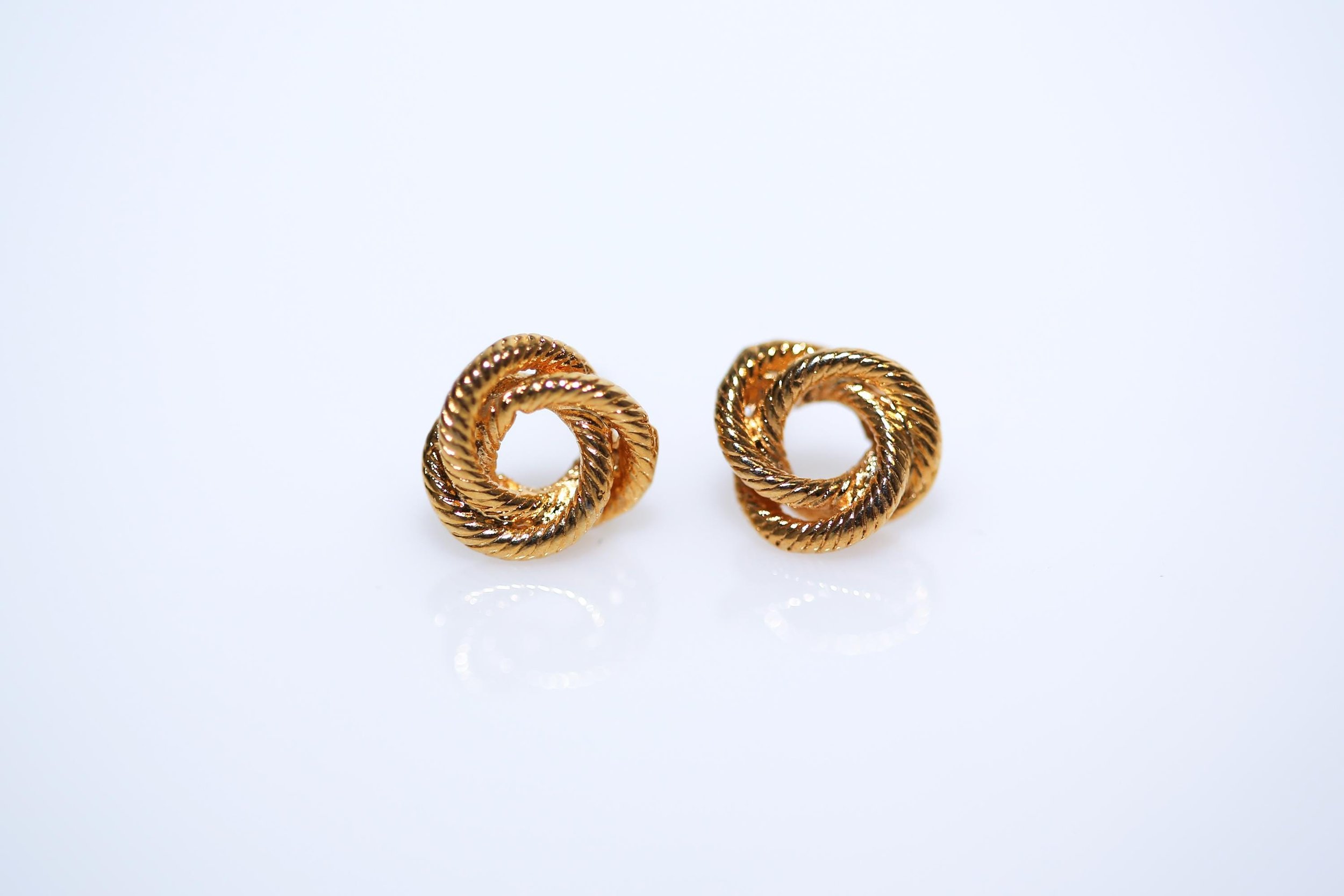 VINTAGE LOVE KNOT EARRINGS