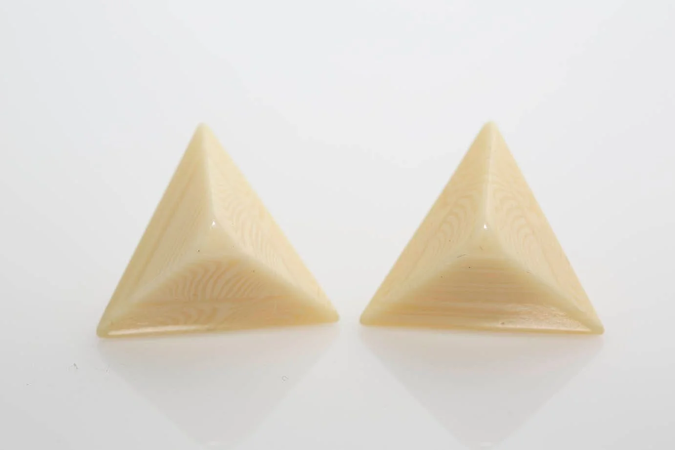 IVORINA PYRAMID EARRINGS